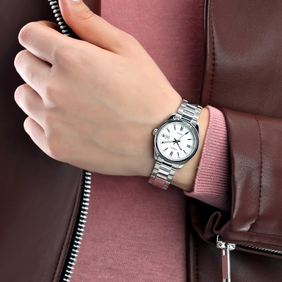 Casio - LTP-1302D-7A1VDF - Azzam Watches