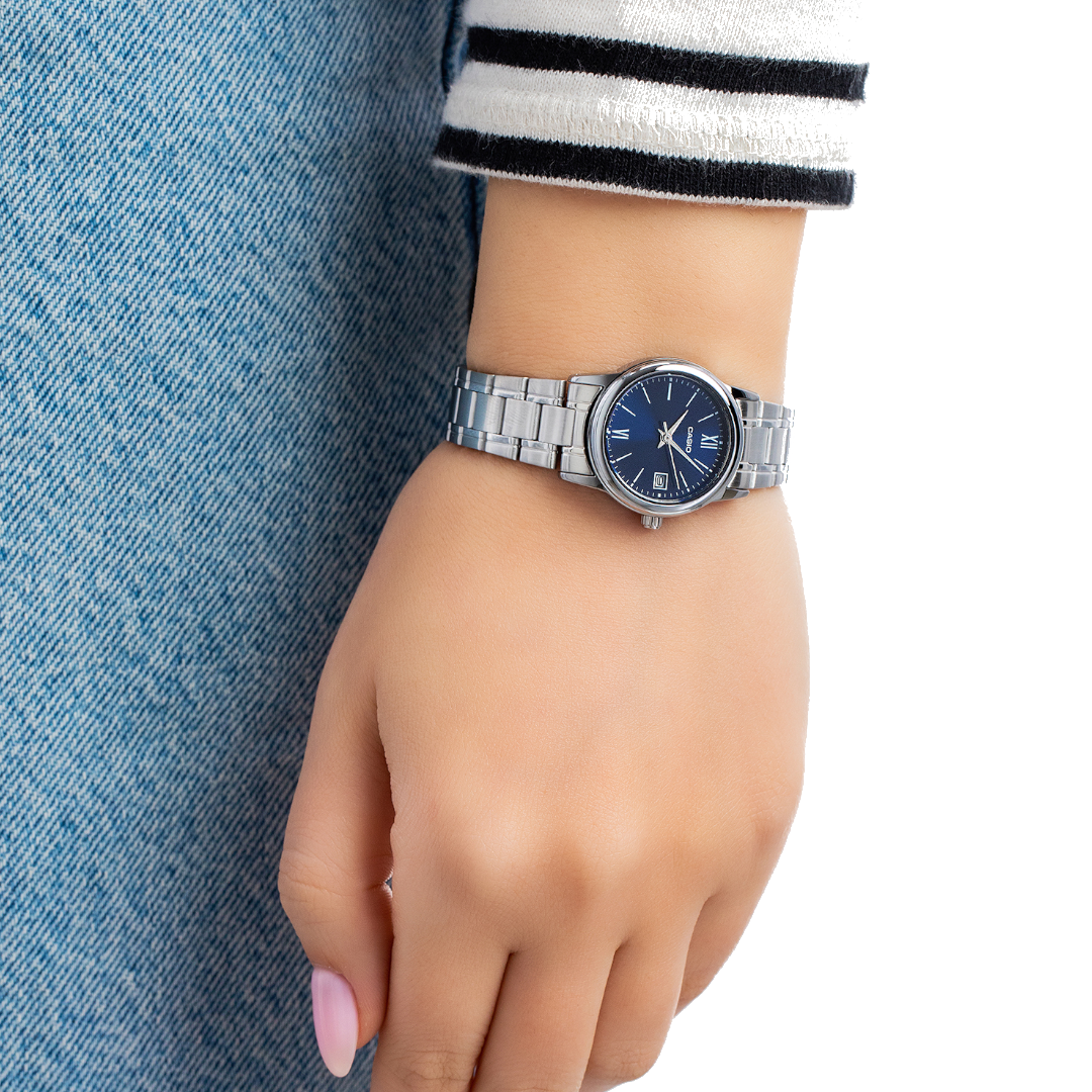 Casio - LTP-V002D-2B3UDF - Azzam Watches