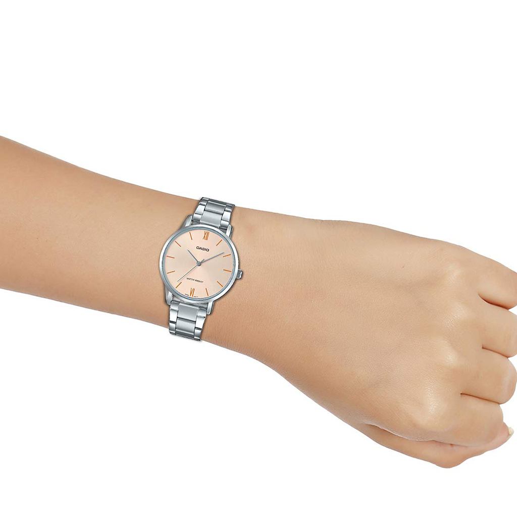 CASIO - LTP-VT01D-4BUDF - Azzam Watches