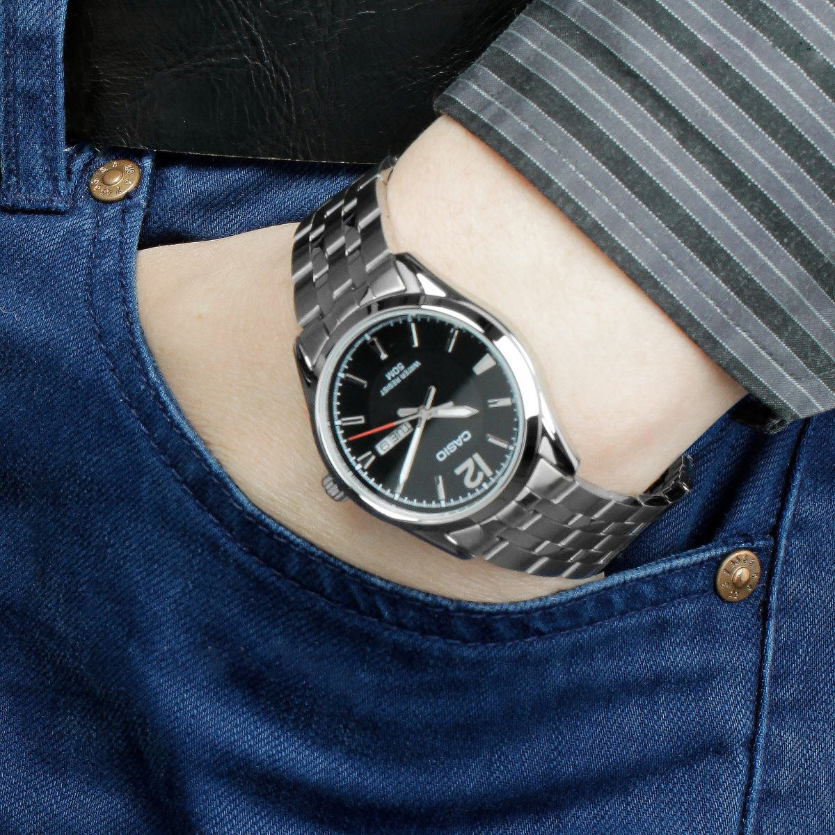 CASIO - MTP-1335D-1AVDF - Azzam Watches