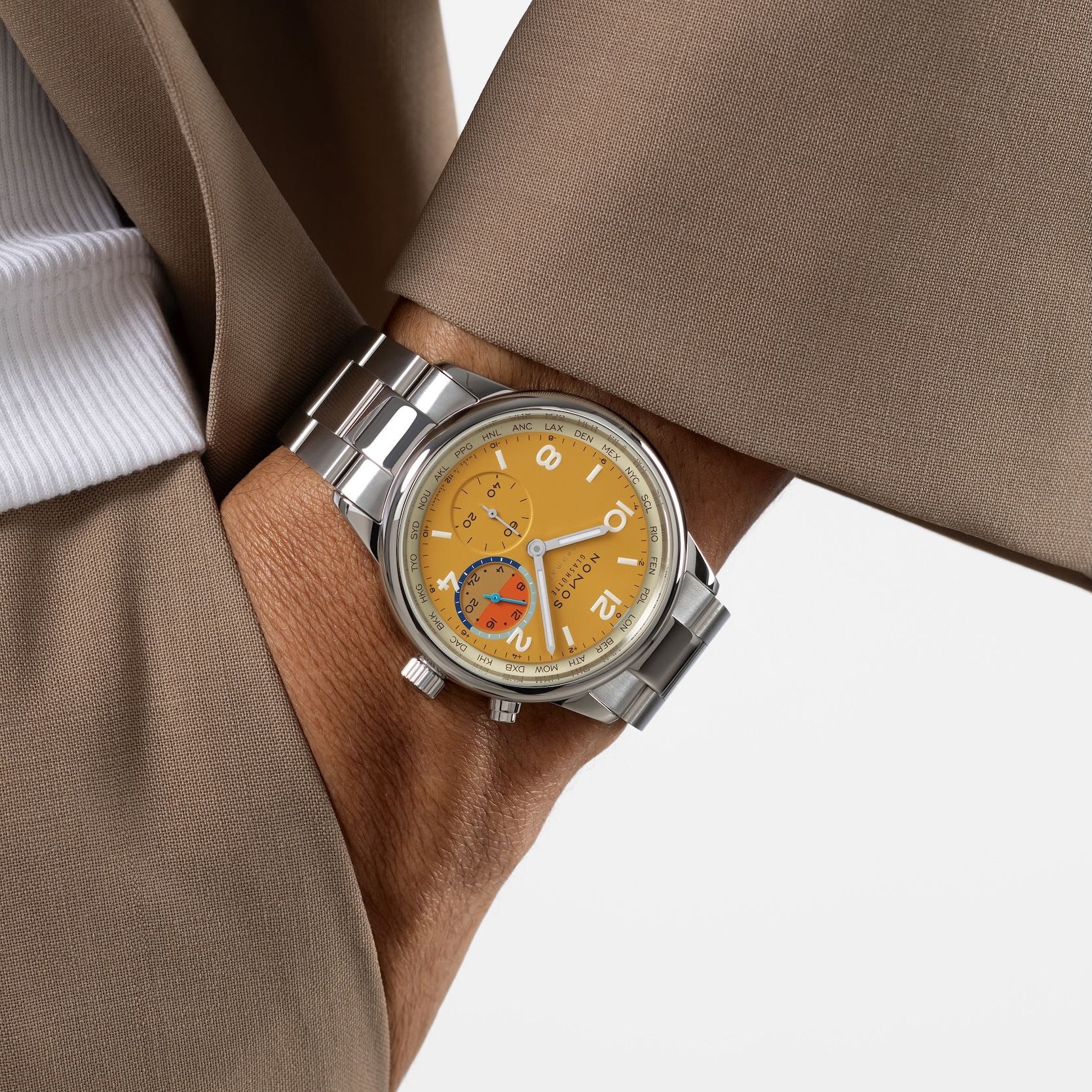 Club Sport neomatik Worldtimer Dune NOMOS Glashütte