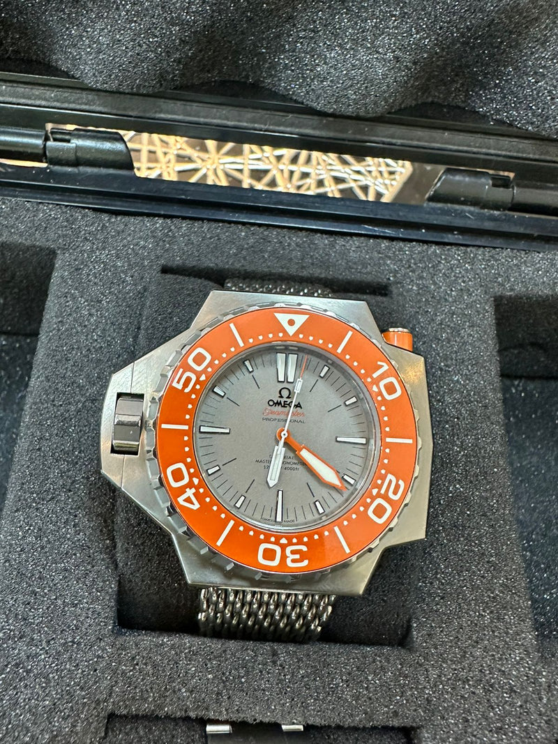 OMEGA Ploprof divers' watch is water-resistant to 4000ft Pre owned - Like new