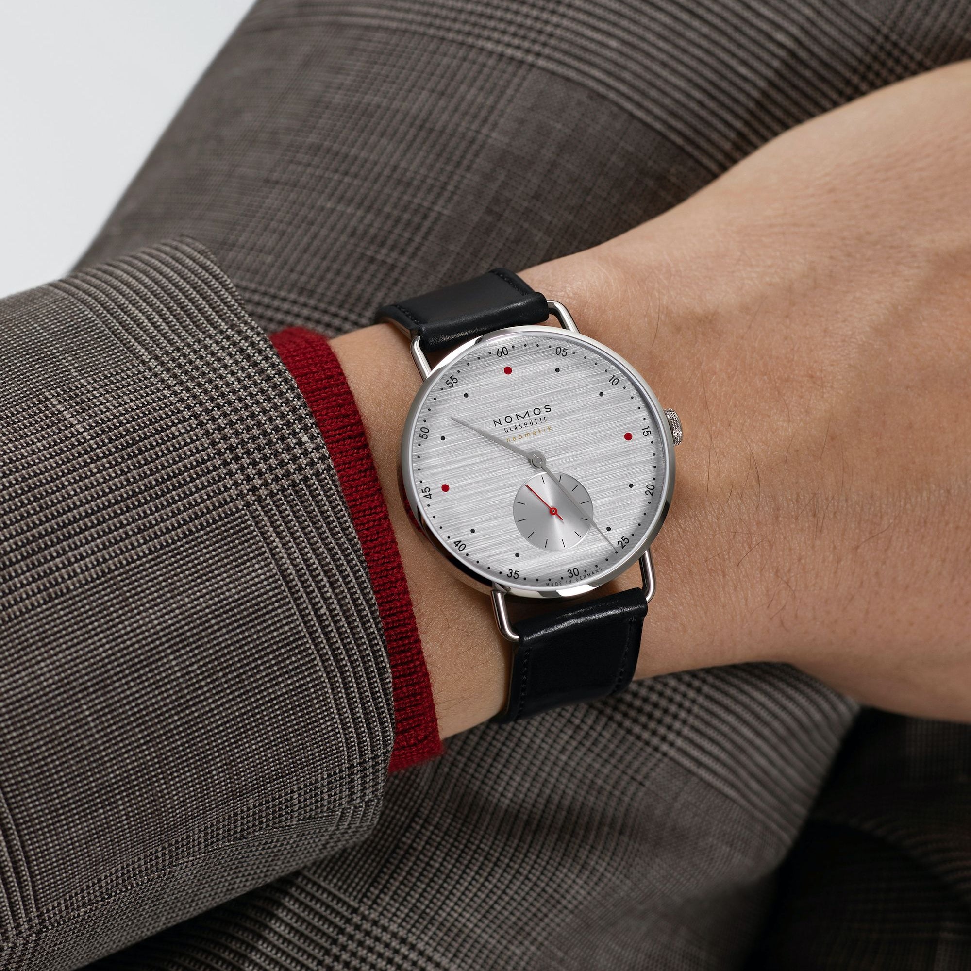 Metro neomatik 39 silvercut