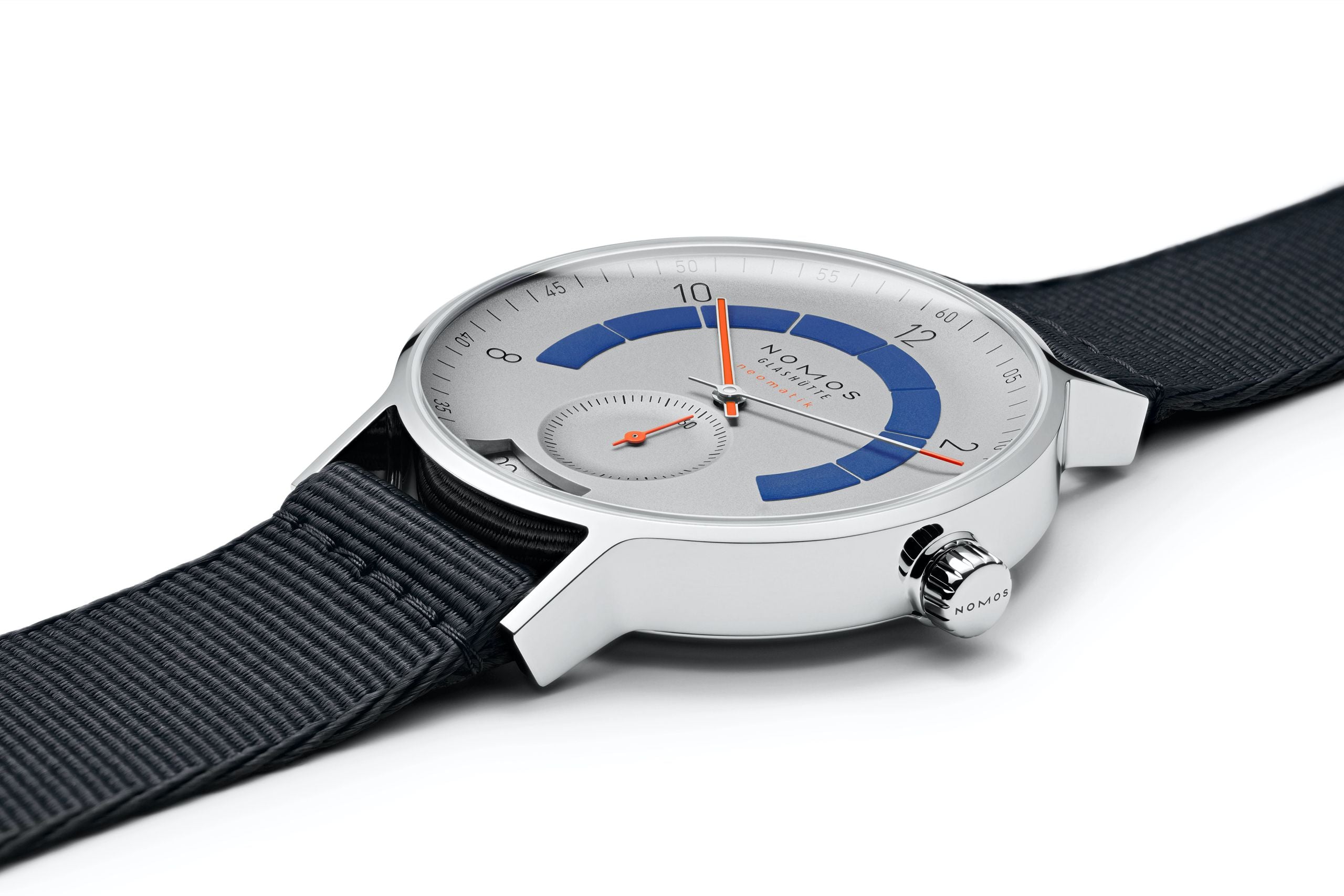 Autobahn neomatik 41 date sports gray NOMOS Glashütte