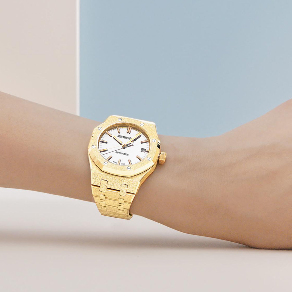 Audemars Piguet Royal Oak Carolina Bucci 15454BA.GG.1259BA.02 Frosted Yellow Gold 37mm Silver-toned Mirror Dial Ladies Watch