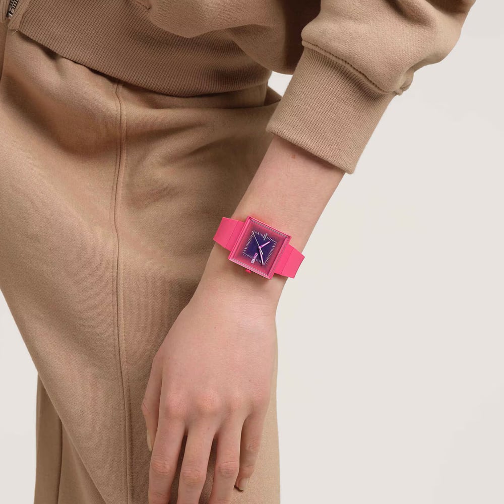 Swatch - SO34R700