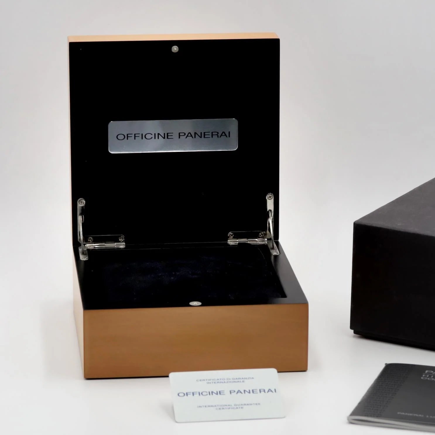 Panerai Luminor Marina PAM00590 8 Days Acciaio Stainless Steel