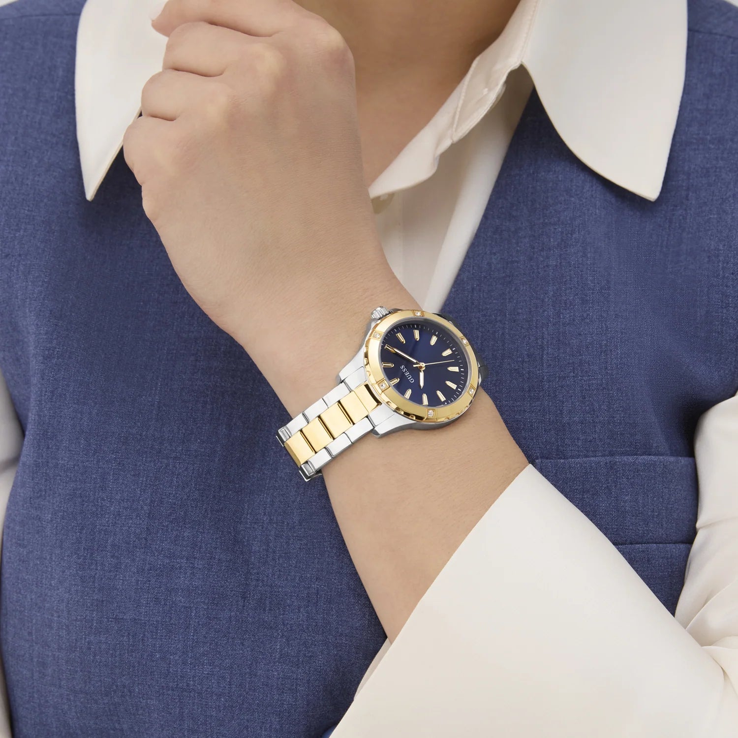 Guess - GW0948L3 Guess