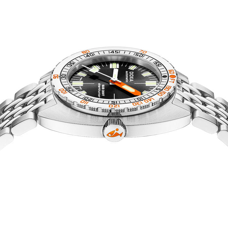 DOXA MEN'S SILVER TONE CASE BLACK DIAL AUTOMATIC WATCH