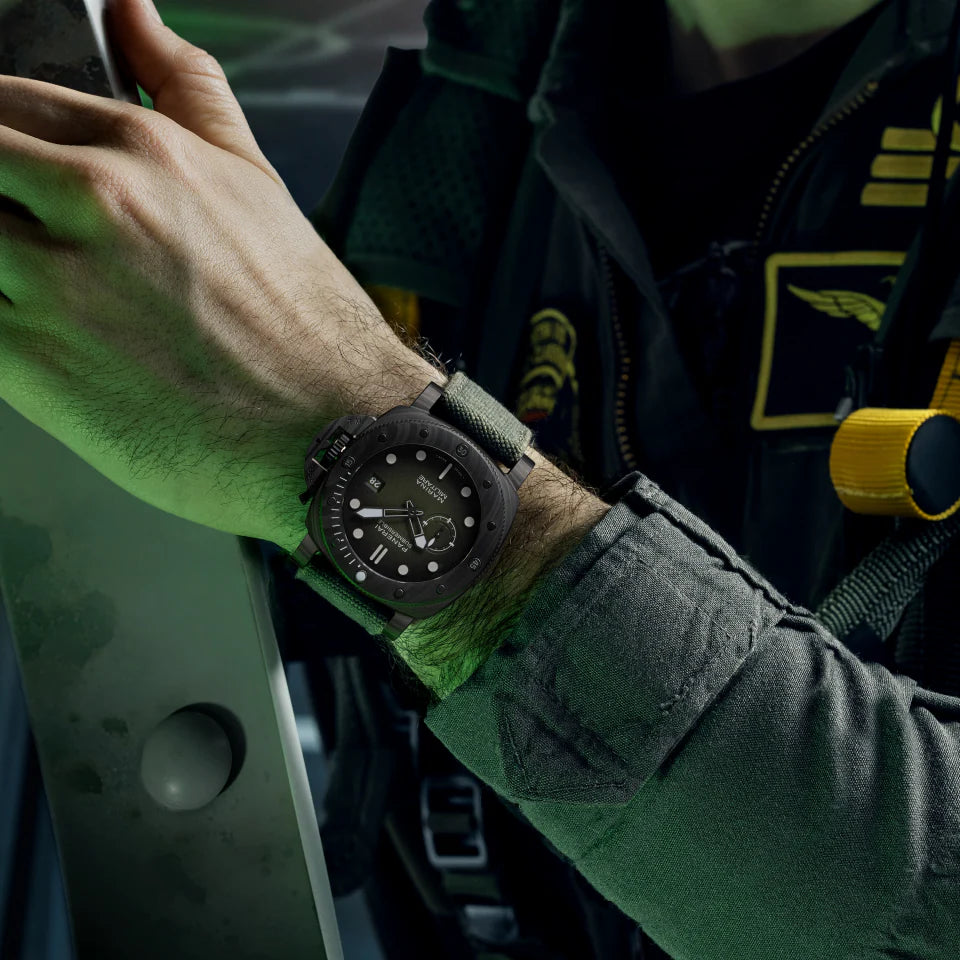Submersible Marina Militare 44mm, Carbotech™ PAM01698 Panerai