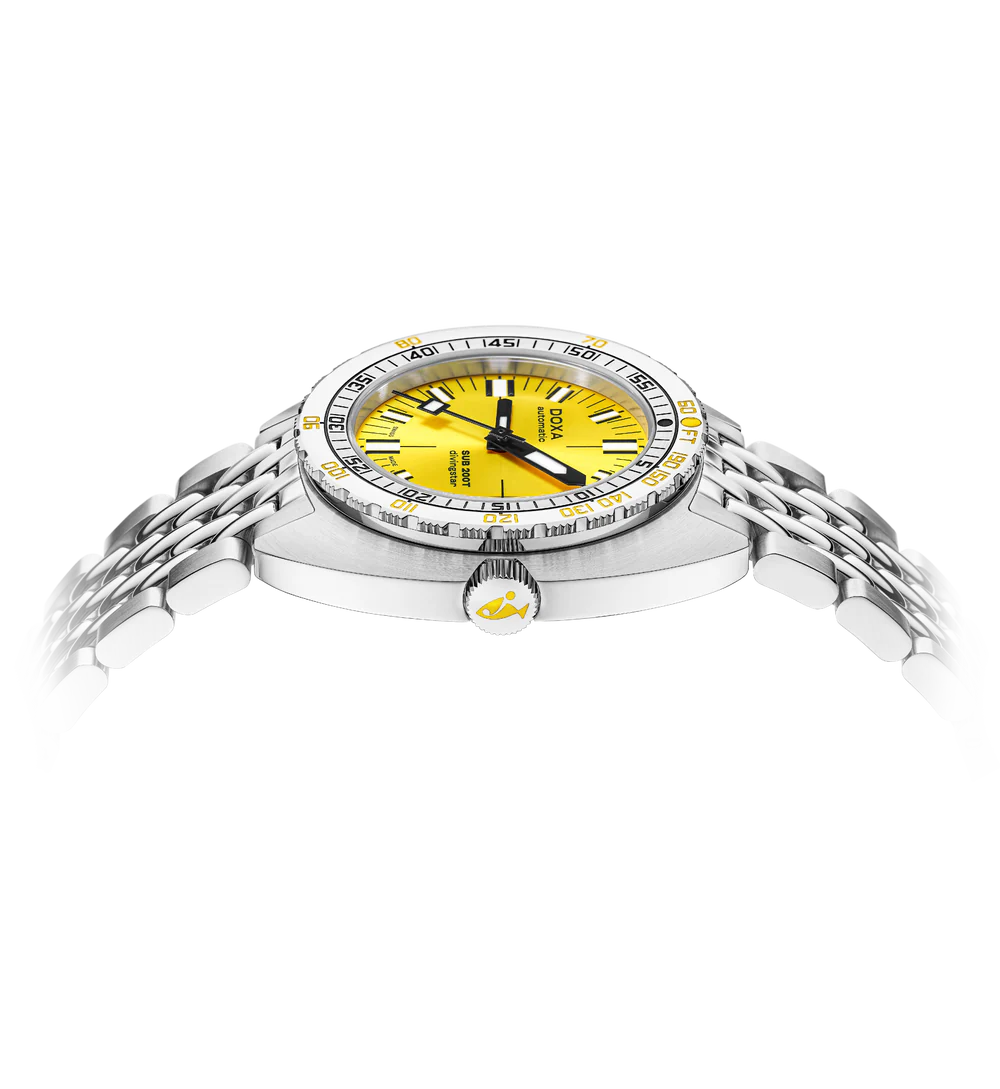 DOXA MEN'S SILVER TONE CASE YELLOW DIAL AUTOMATIC WATCH