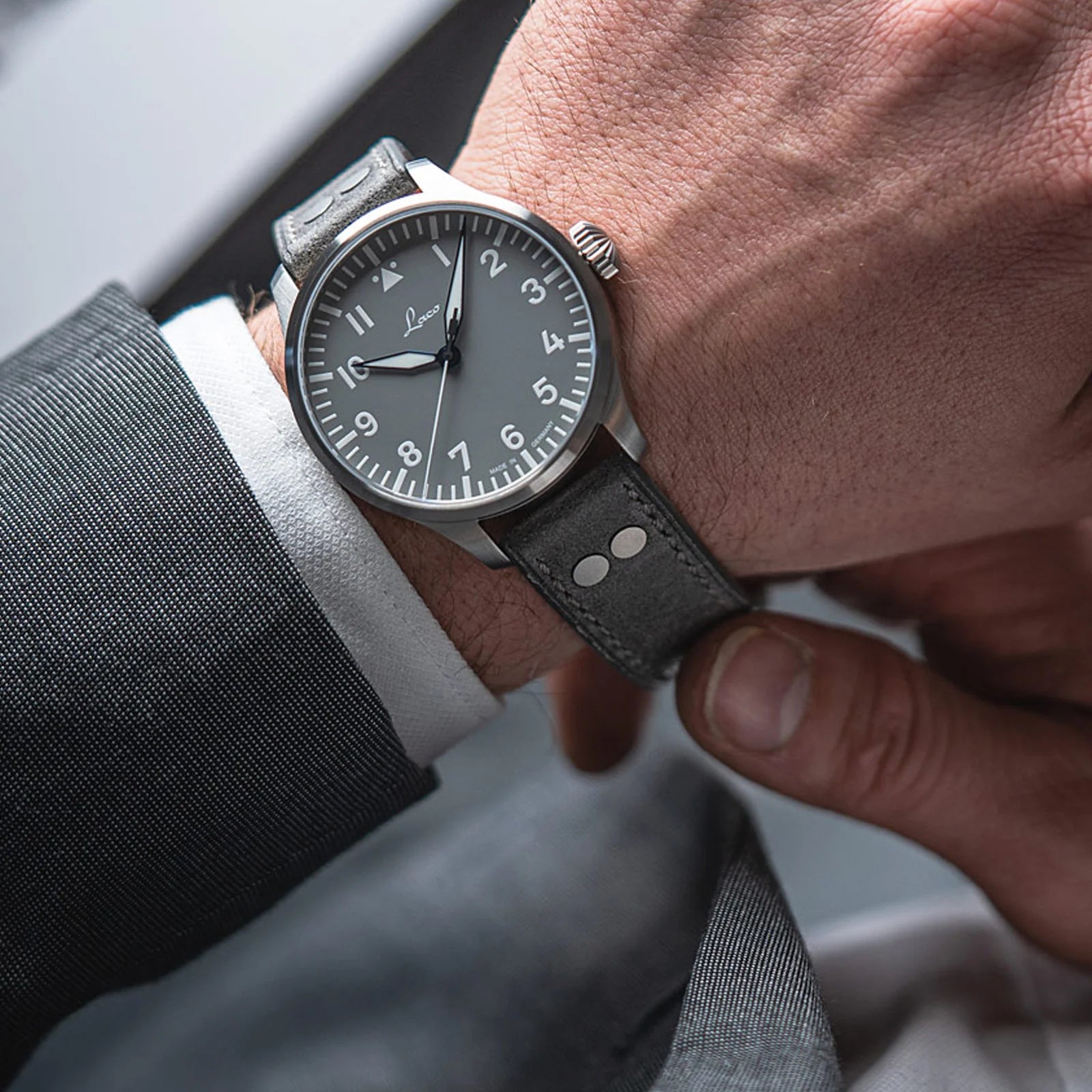 Pilot Basic Augsburg Grau 42 862158 Laco