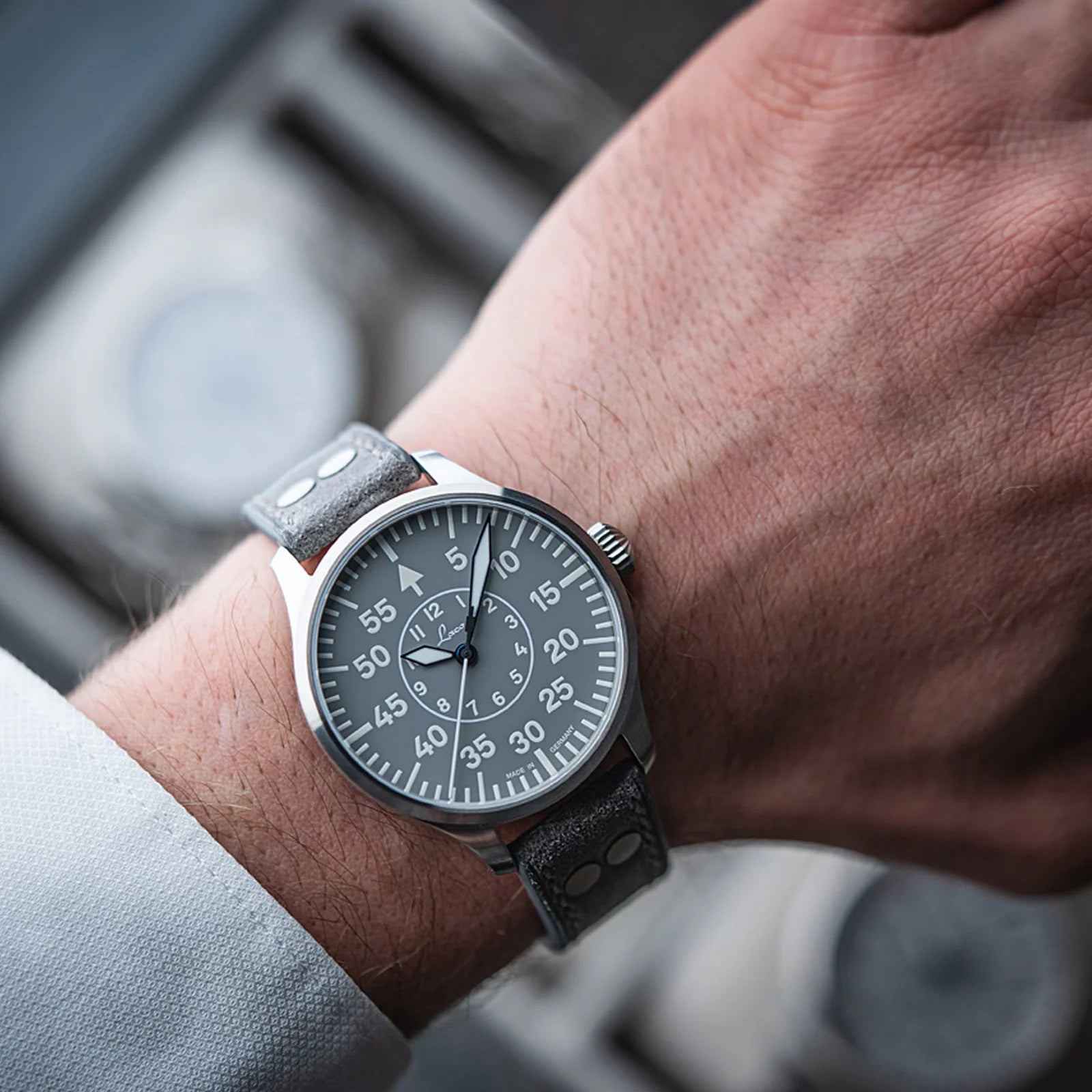 Pilot Basic Aachen Grau 39 862162 Laco