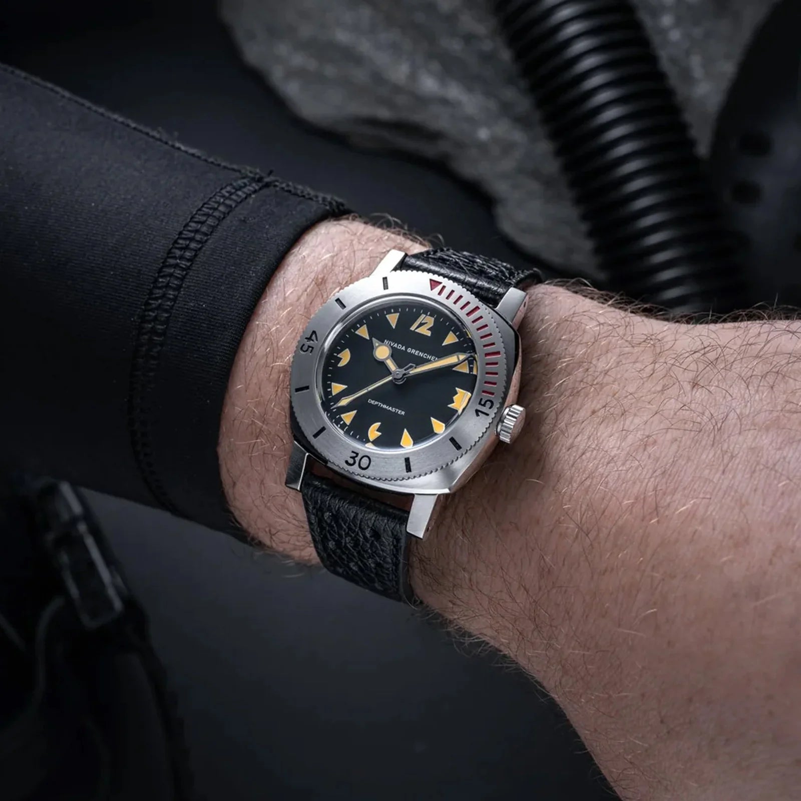 Art Deco Depthmaster - 42mm 14200A Nivada Grenchen