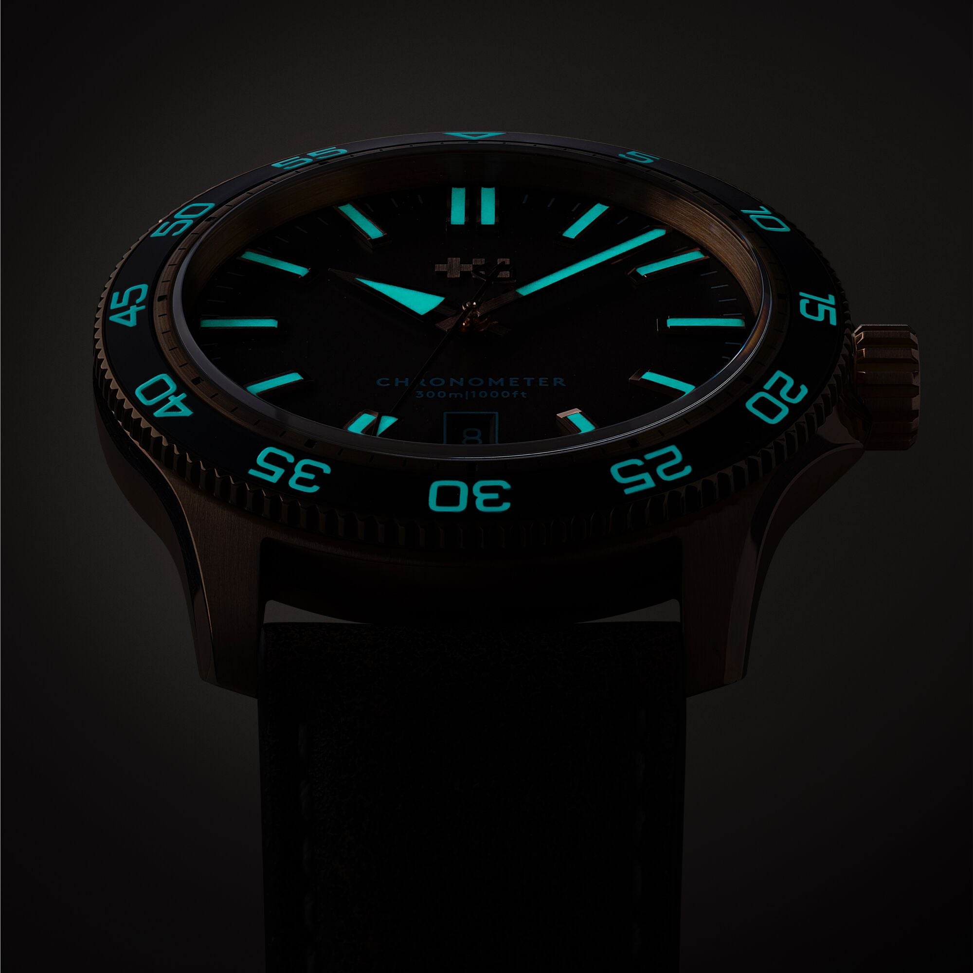 C60 Pro 300 Bronze Christopher Ward