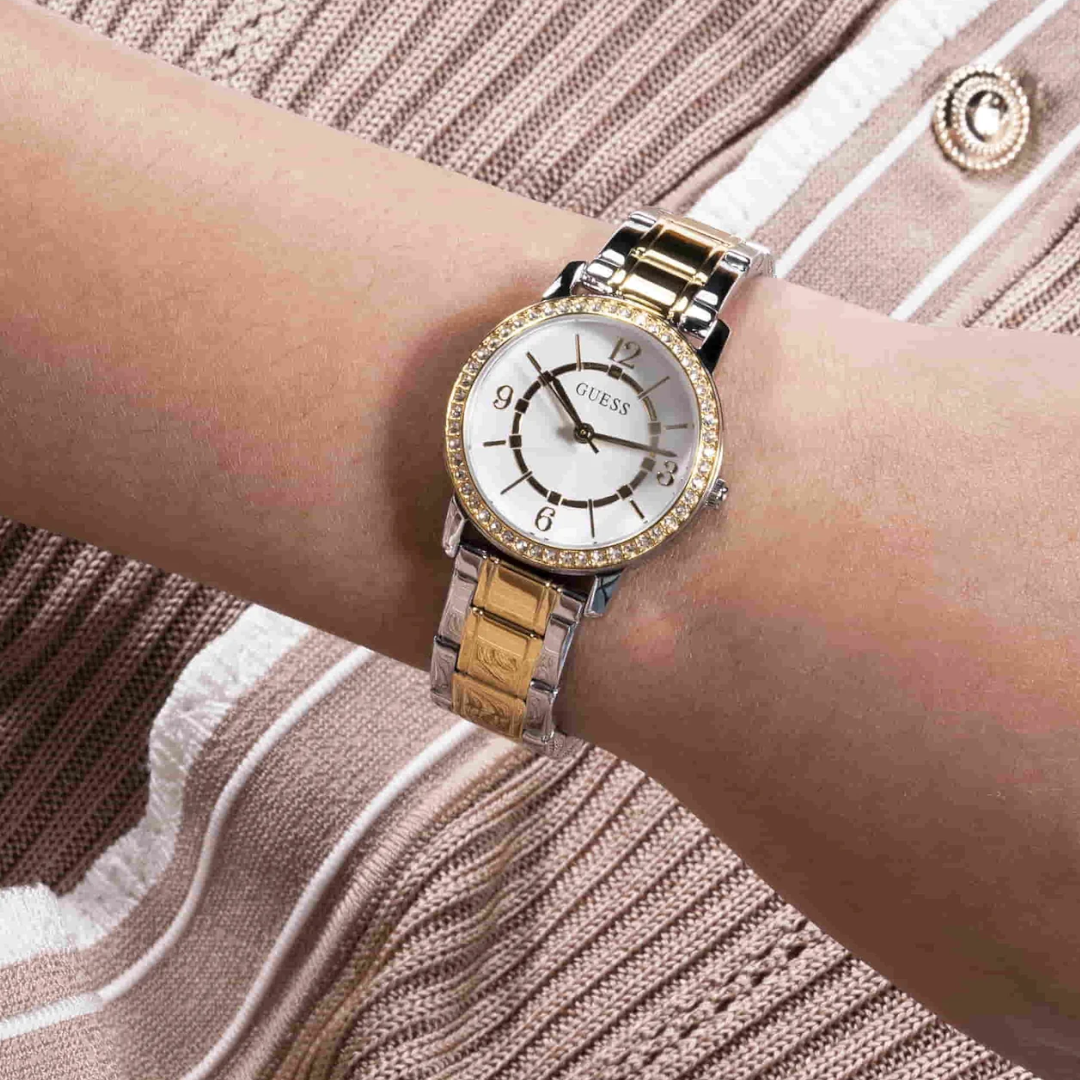 Guess - GW0468L4