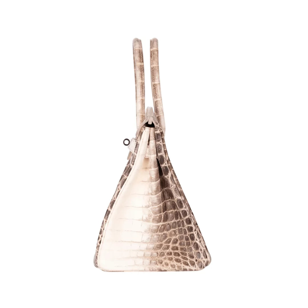 حقيبة هيرميس بيركين 30 هيمالايا بيضاء من جلد التمساح غير اللامع، مزودة بإكسسوارات معدنية بلون البالاديوم.