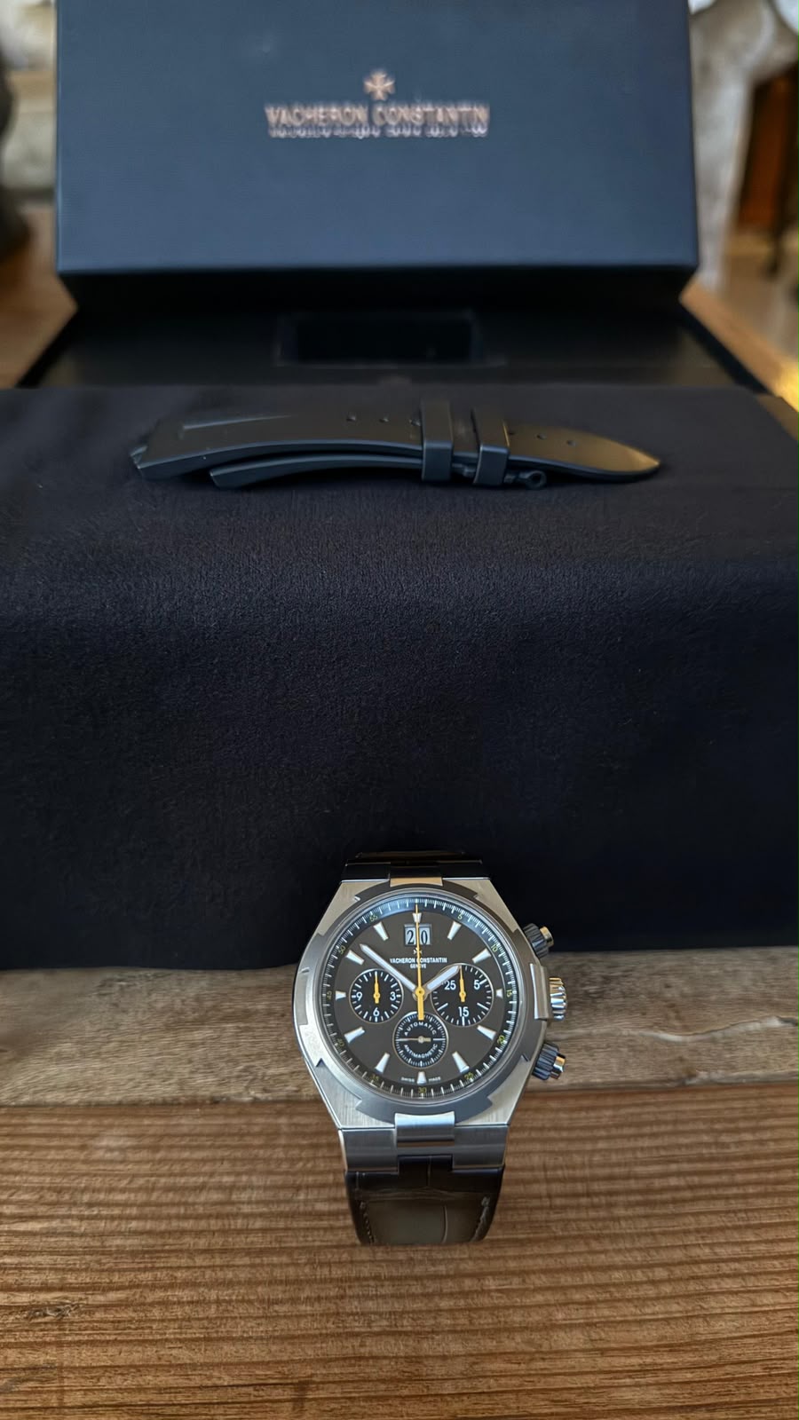 Vacheron Constantin Overseas Chronograph "Deep Stream", Reference 49150/000W-9501 Vacheron Constantin