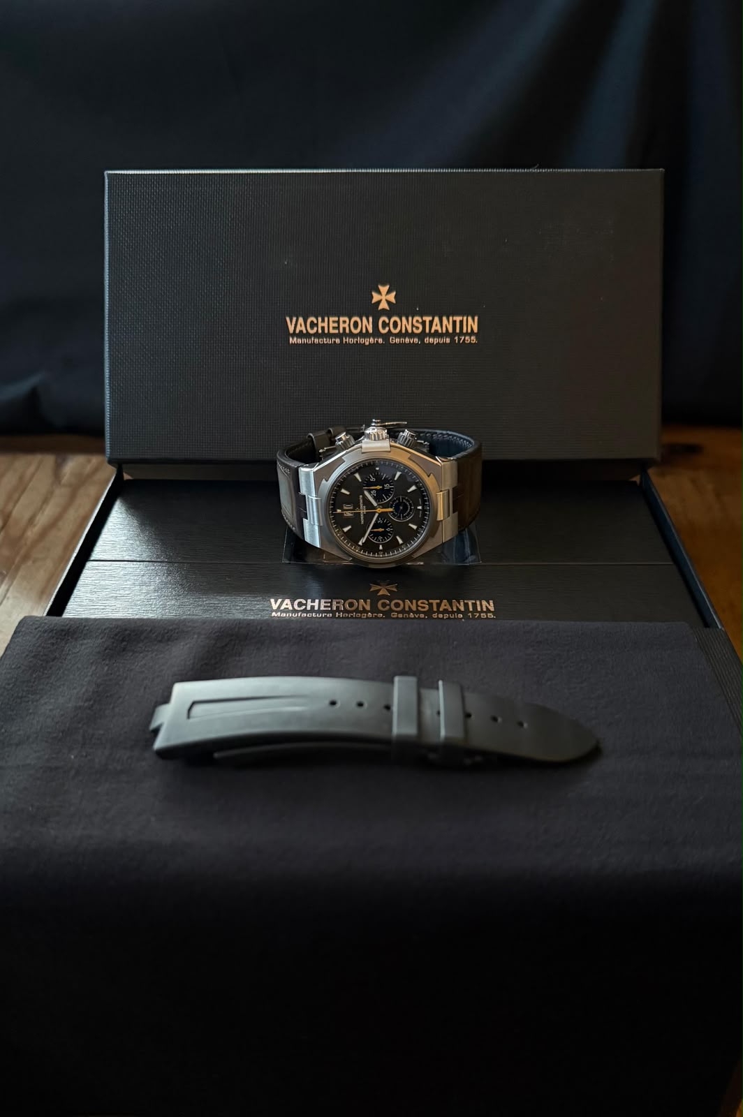 Vacheron Constantin Overseas Chronograph "Deep Stream", Reference 49150/000W-9501 Vacheron Constantin