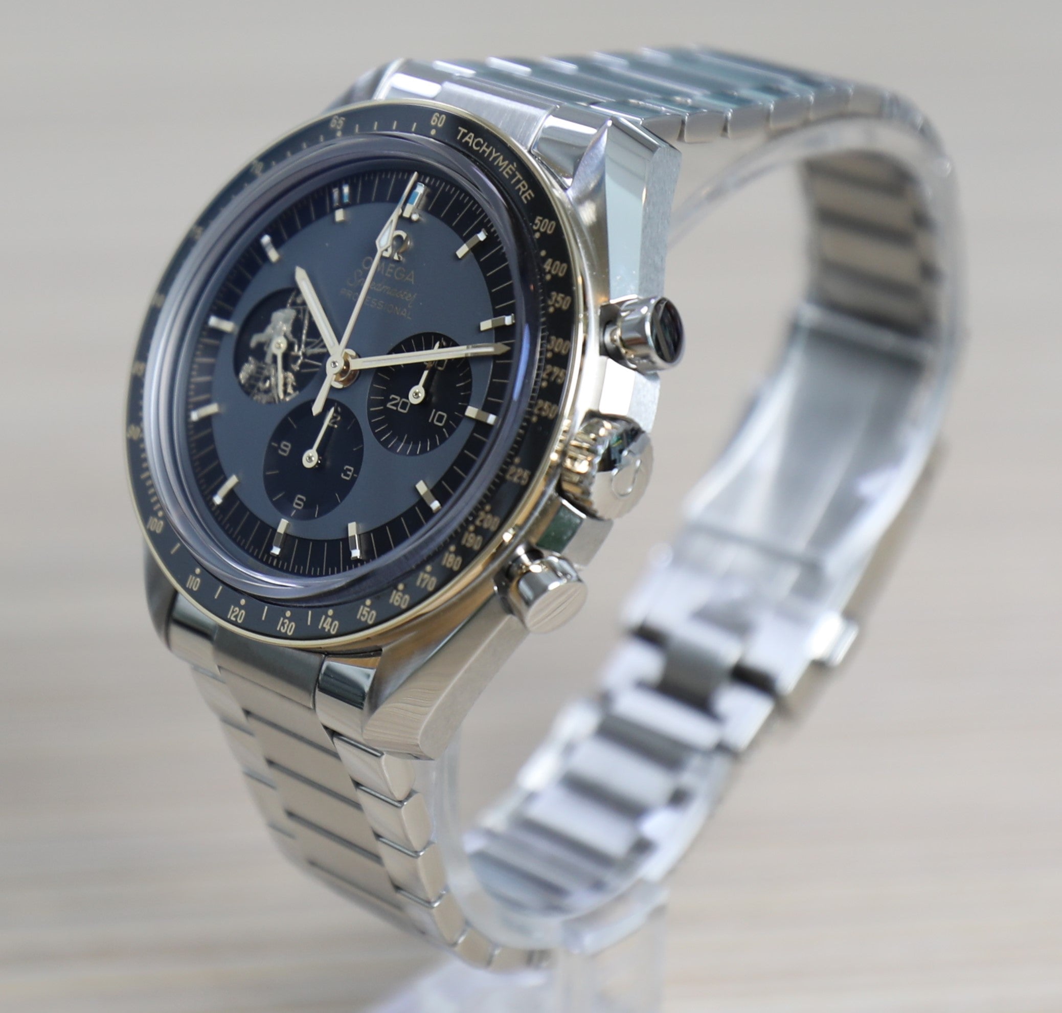 Omega Speedmaster Professional Moonwatch Apollo 11 50th – Unworn – Full Set - Azzam Watches 