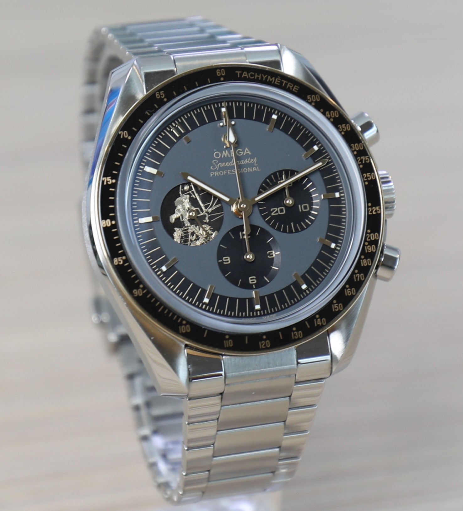 Omega Speedmaster Professional Moonwatch Apollo 11 50th – Unworn – Full Set - Azzam Watches 