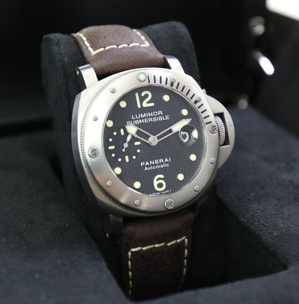 Panerai Luminor Submersible 44mm – Limited Edition 100pcs – Titanium – Hobnail Dial – Good Conditions- Full Set - Azzam Watches 