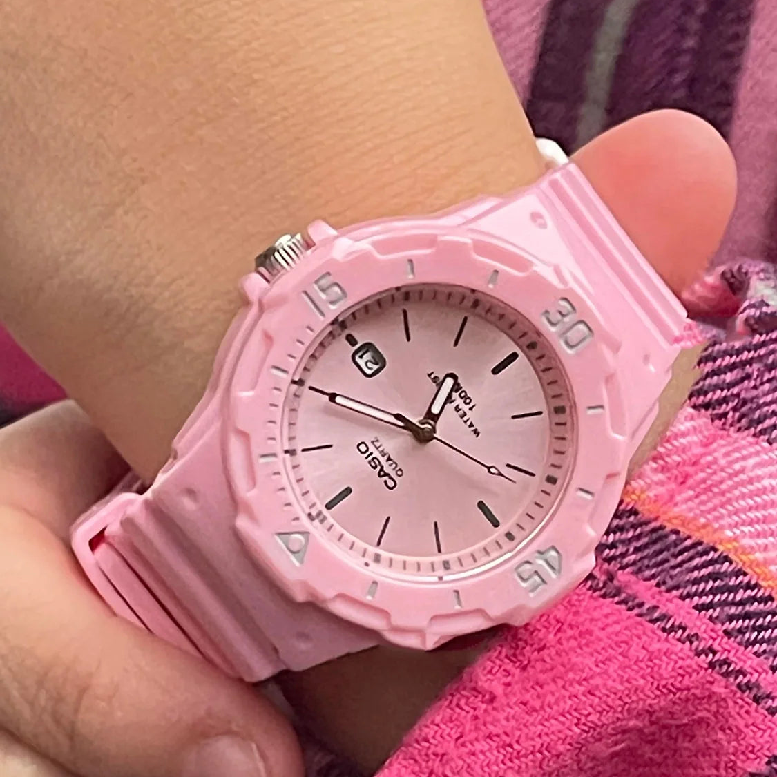 CASIO - LRW-200H-4E4VDF