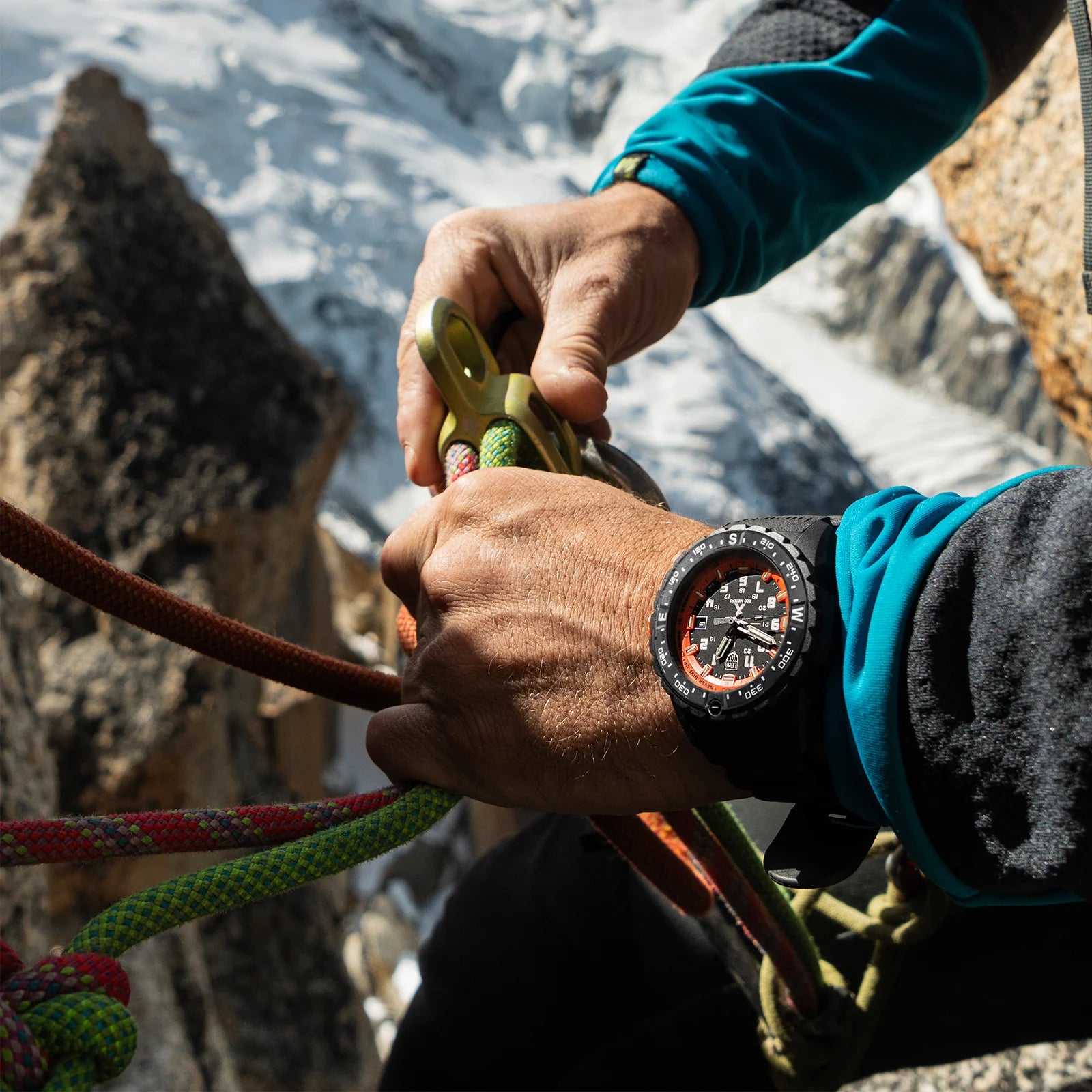 Bear Grylls 3730 Mountain XB.3739 Luminox