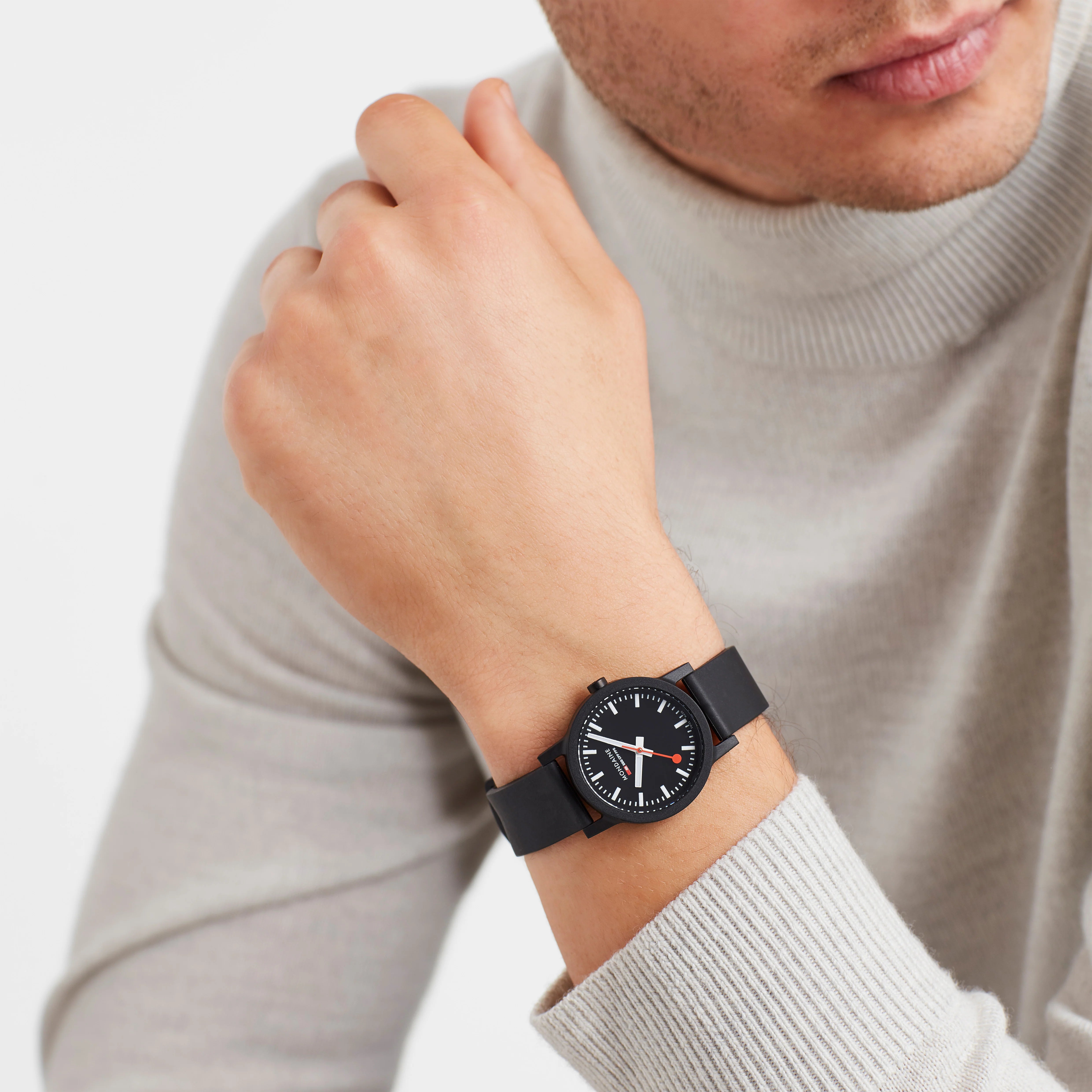Essence Black 32mm MS1.32120.RB#CM Mondaine