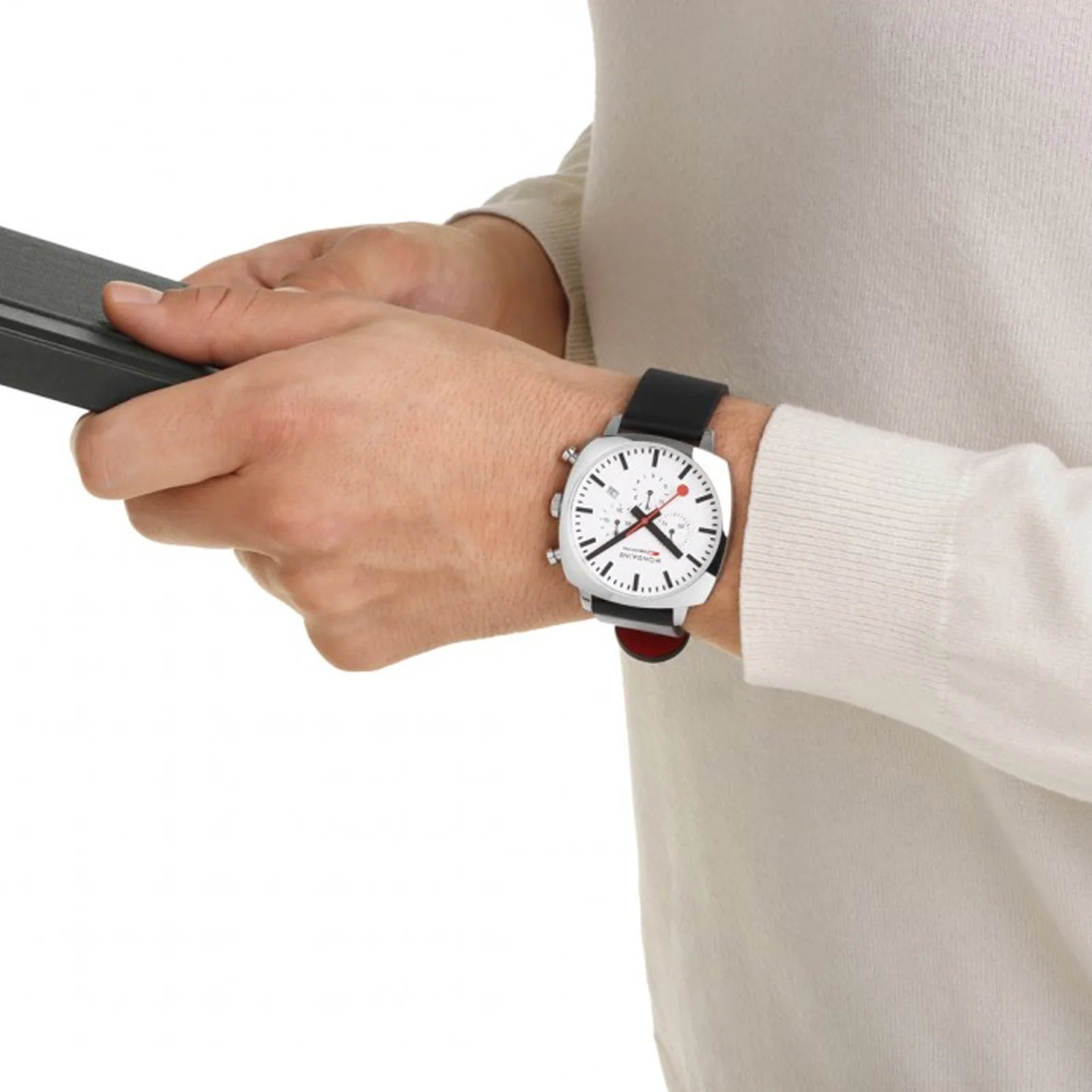 Grand Cushion 41mm Chronograph MSL.41410.LBV.SET Mondaine