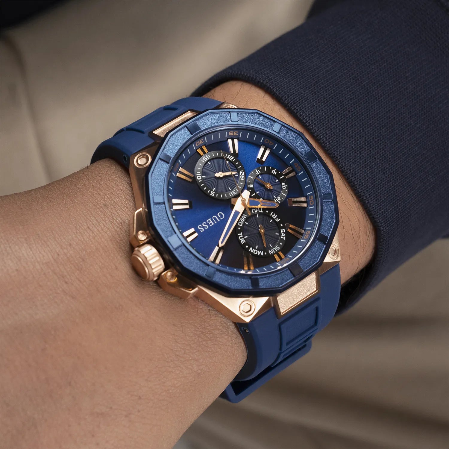 Guess - GW0803G2 Guess