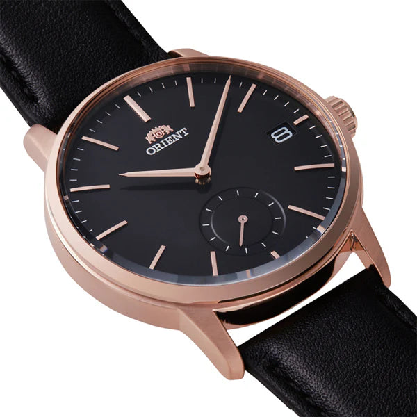 ORIENT UNISEX CONTEMPORARY STYLISH AQ SMALL SECOND QUARTZ WATCH
