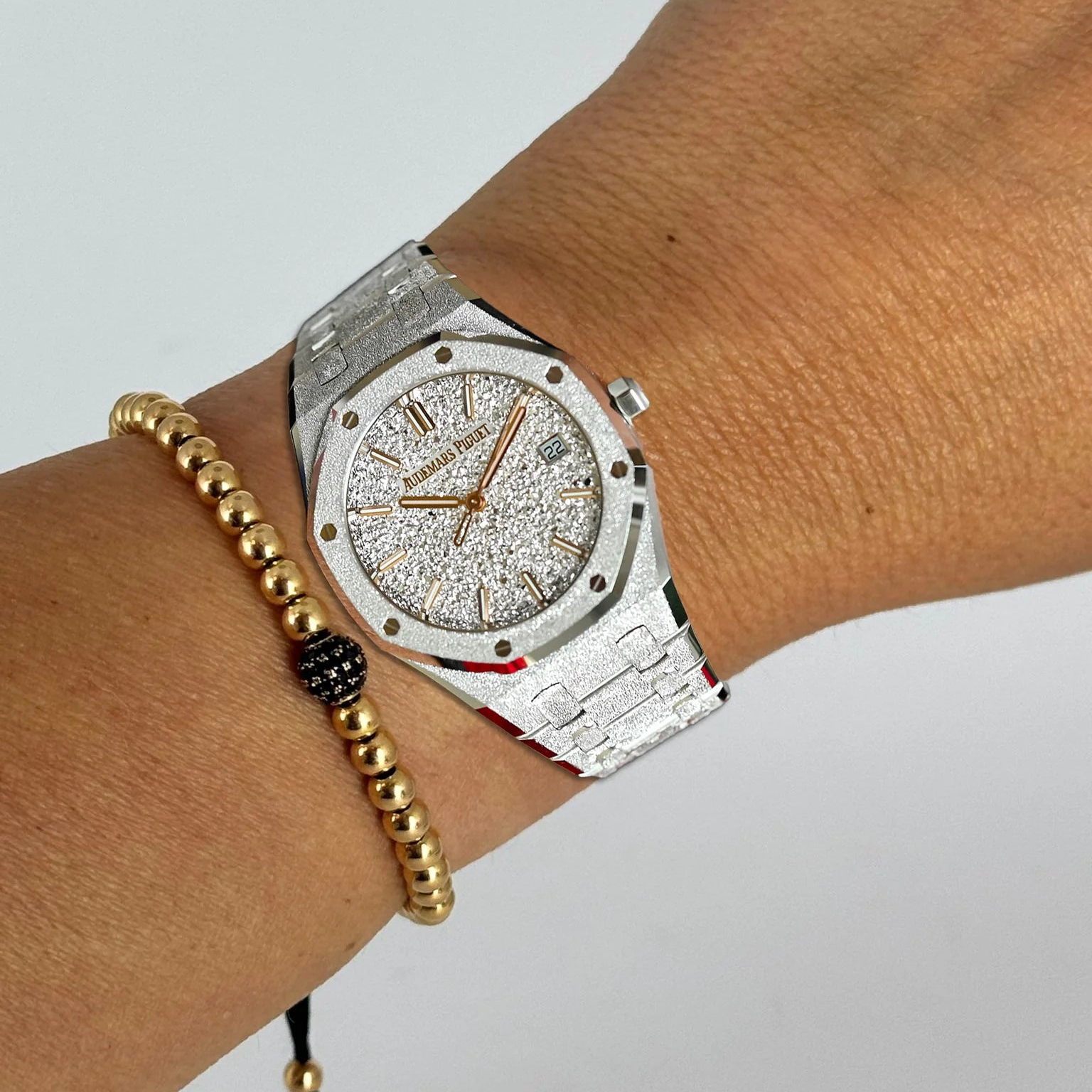 Audemars Piguet Royal Oak 77450BC.GG.1361BC.01 Automatic White Gold Frosted Dial 34mm Ladies Watch