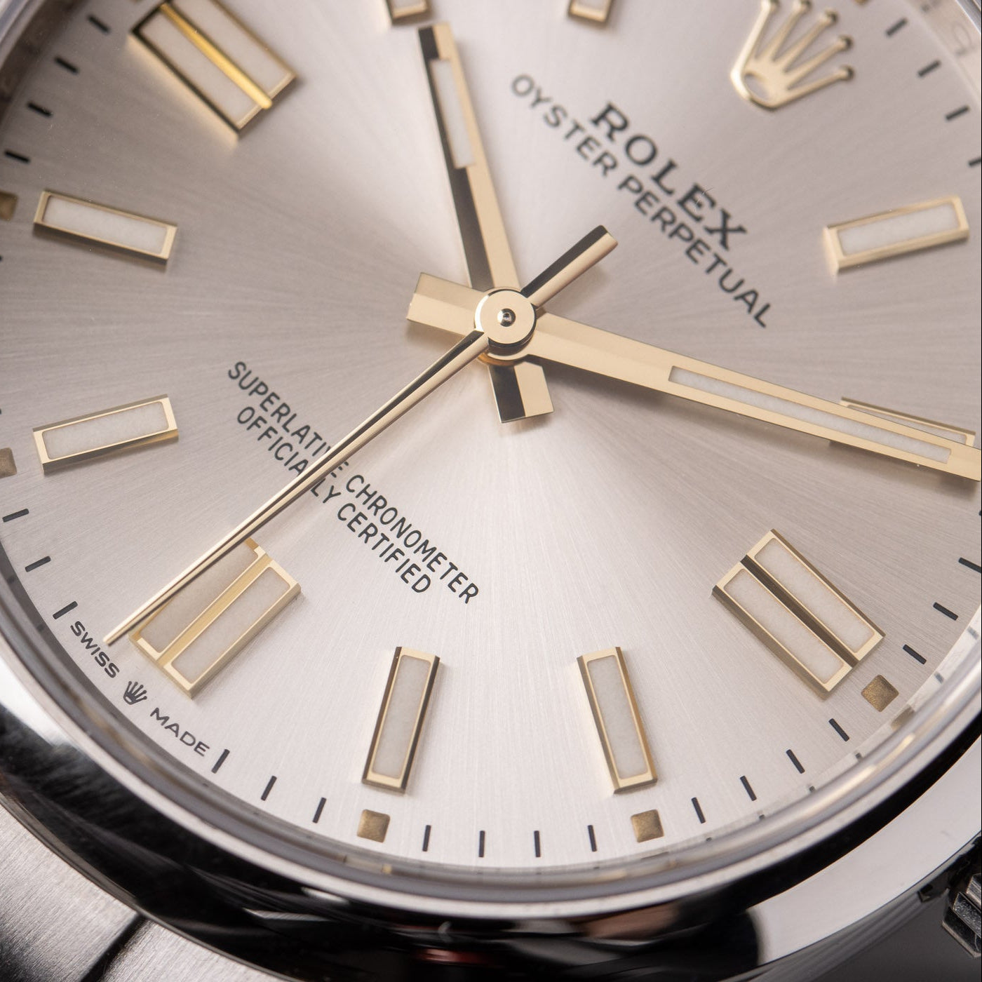 Rolex-Oyster-Perpetual-41-silver-dial-124300-0001