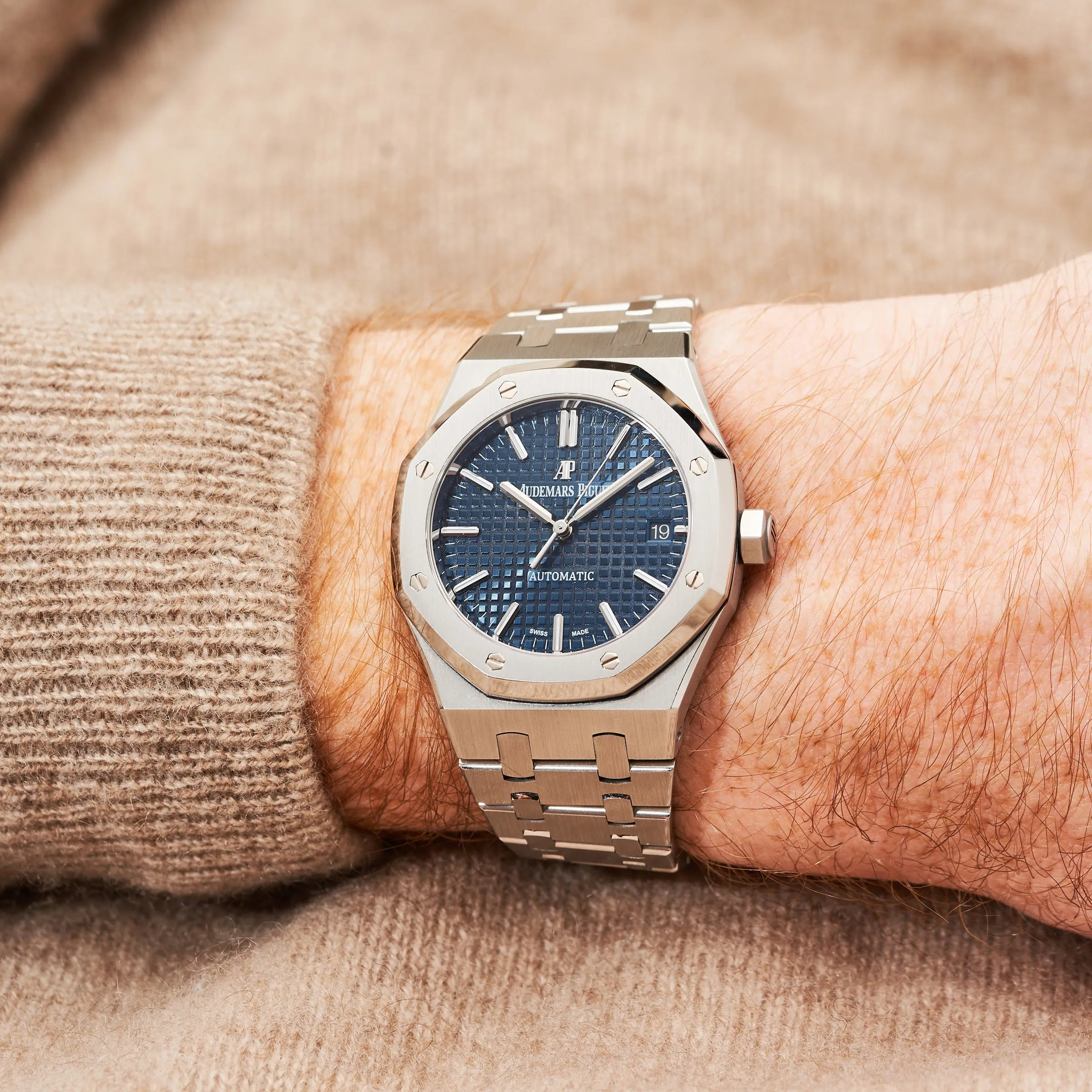 Audemars Piguet Royal Oak Selfwinding 15450St.Oo.1256St.03 37Mm Men’S Watch