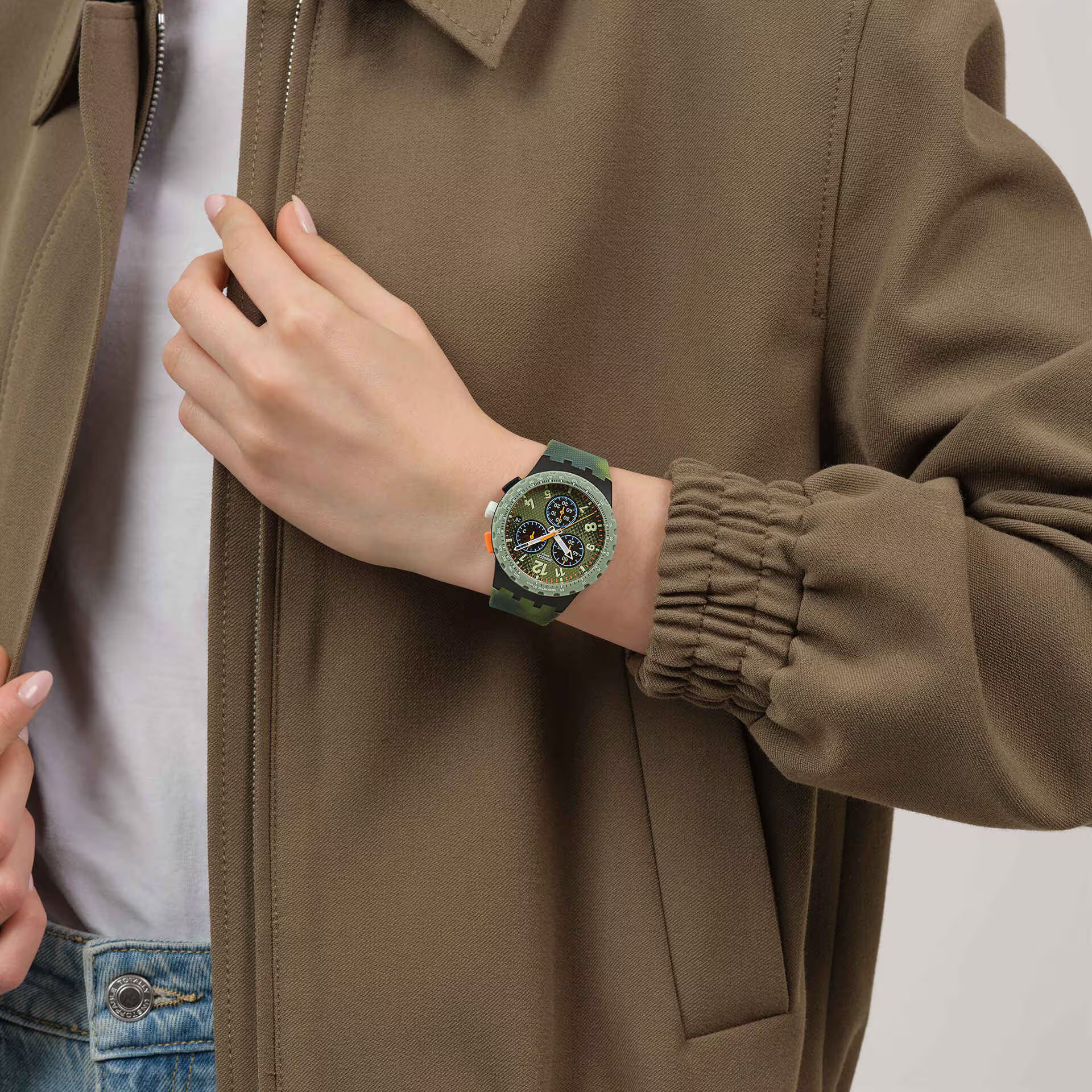 Swatch - SUSB423 Swatch