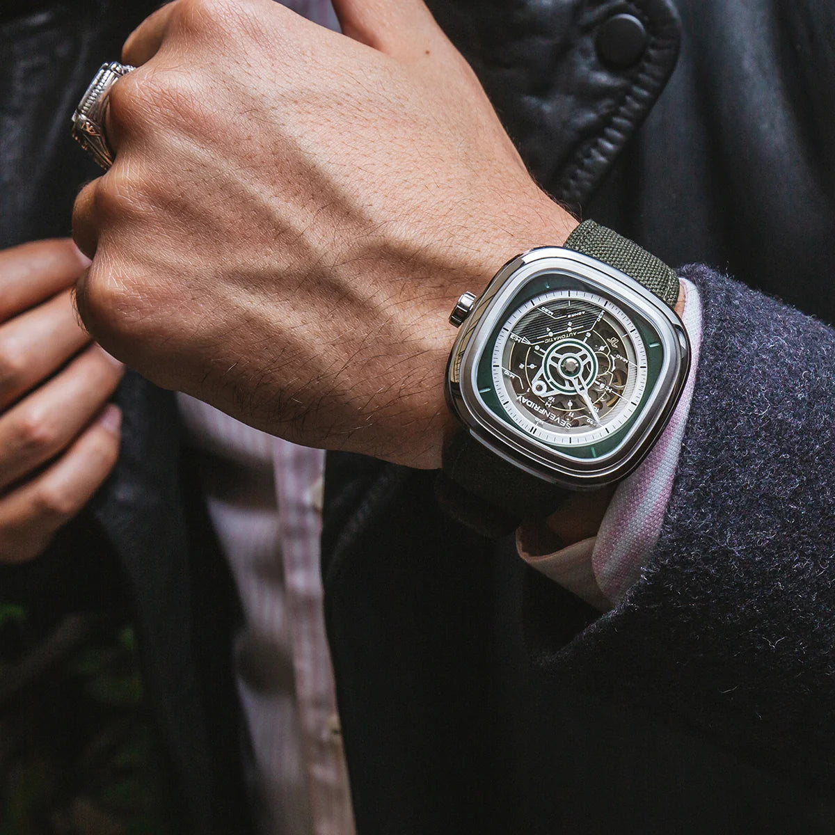T-series T2/01 SevenFriday