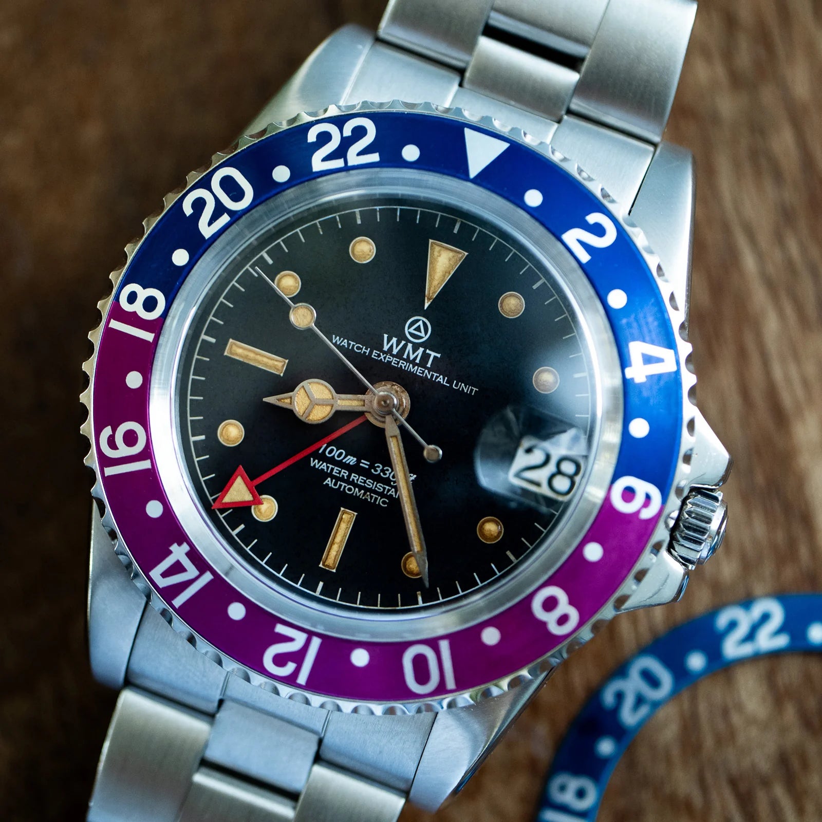 Sanford MKII - Interchangeable Bezel/ Fuchsia & Blueberry Bezel/ Aged Edition/ Metal Bracelet + Leather Strap Set WMT-AB056 WMT