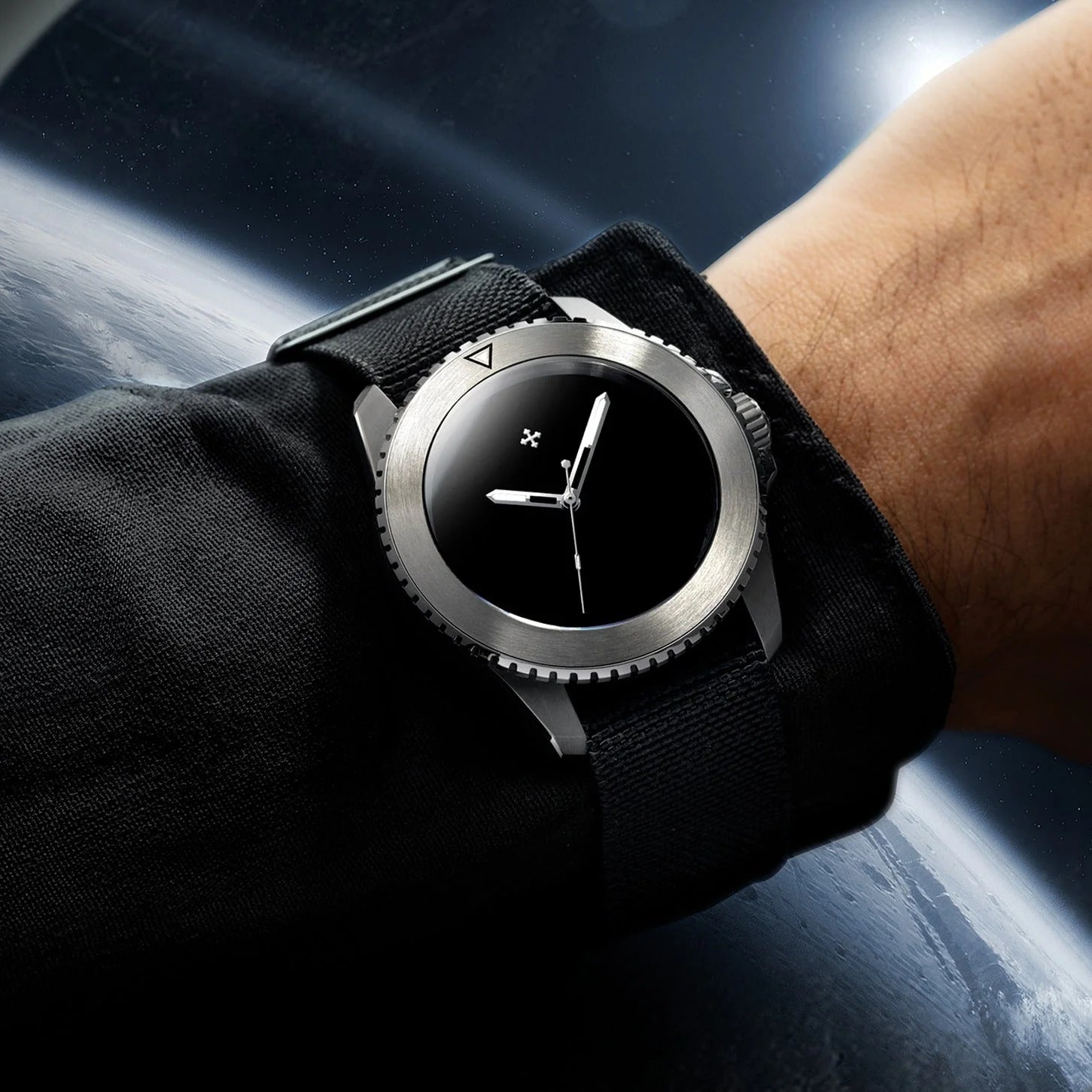 Nereide Ultrablack 42mm With Additional Metal Band 3921510AMB Venezianico