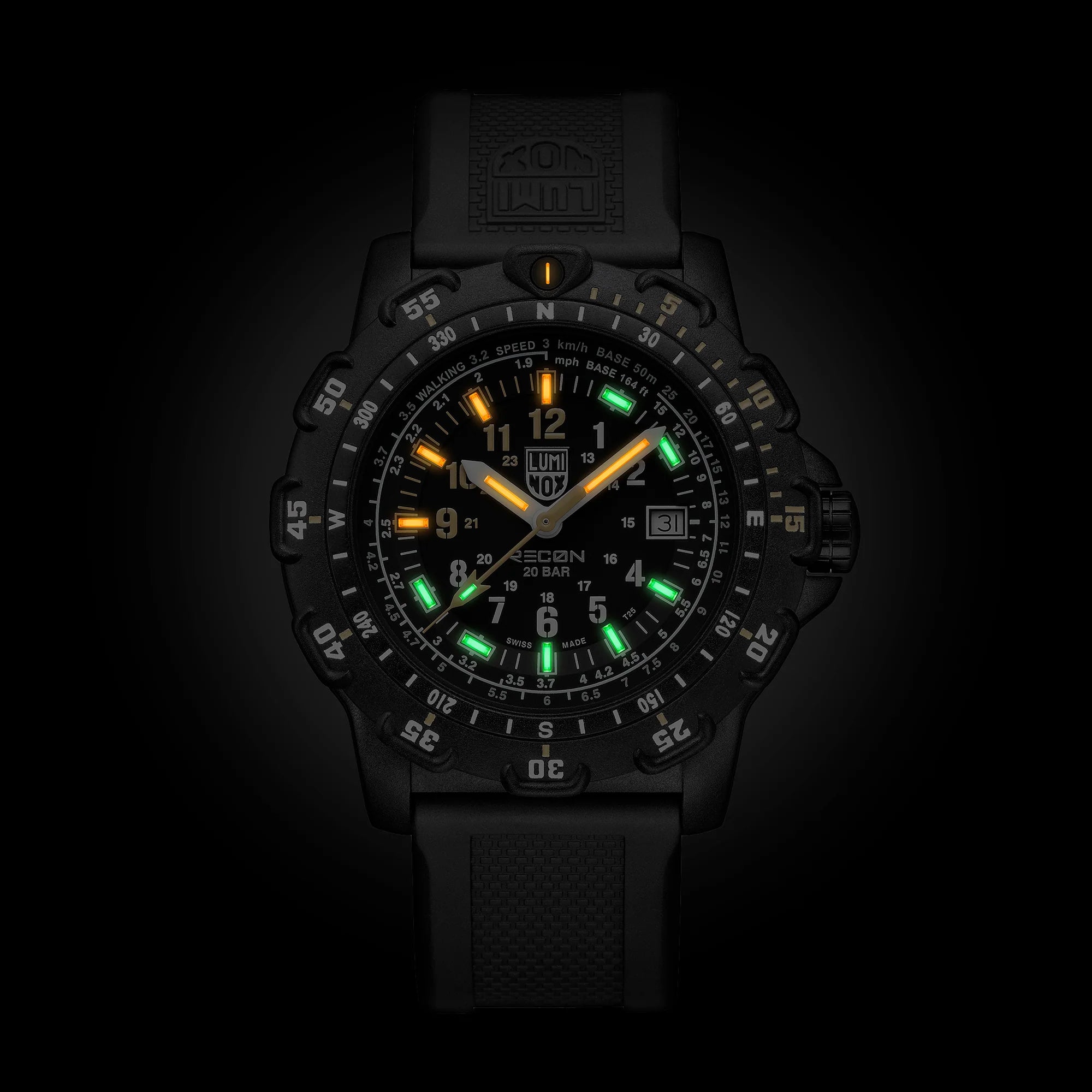 Recon Point Man Heritage XL.8825.H.SET Luminox