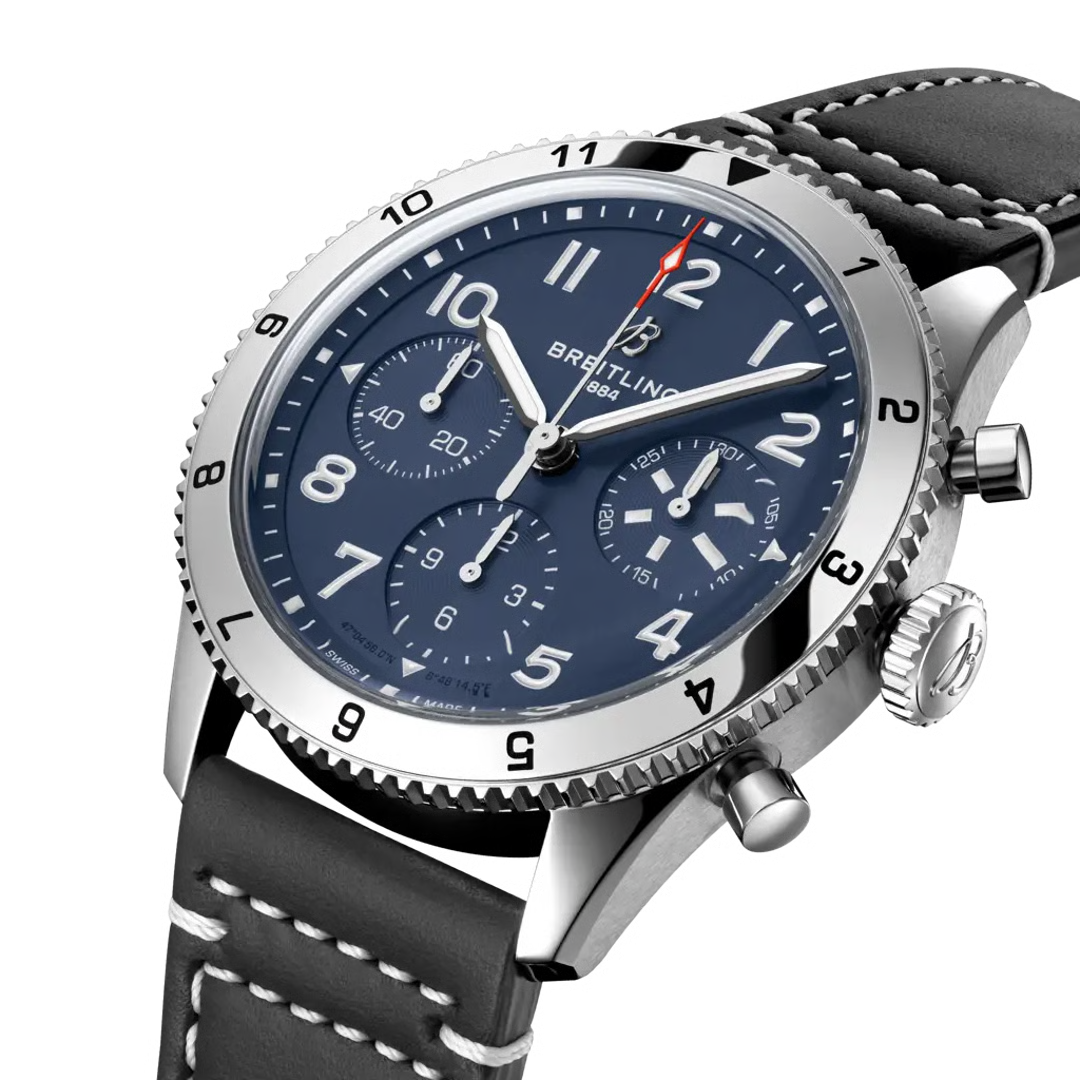 Classic AVI Chronograph 42 Tribute to Vought F4U Corsair Breitling