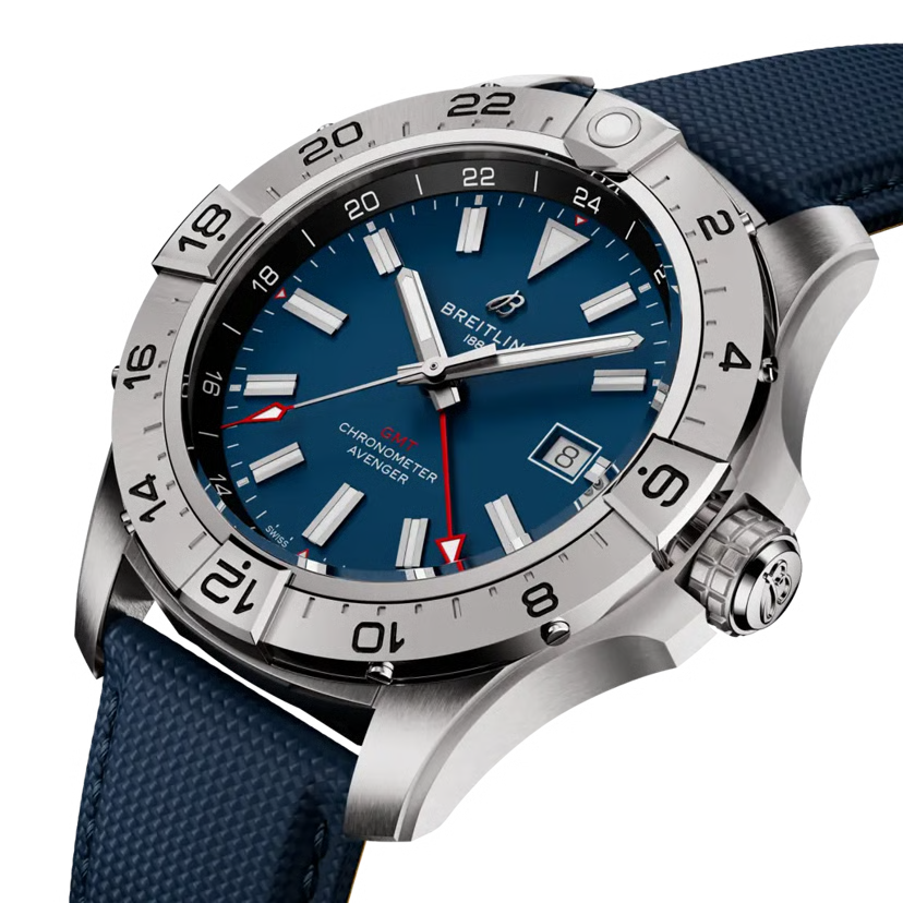 Avenger Automatic GMT 44