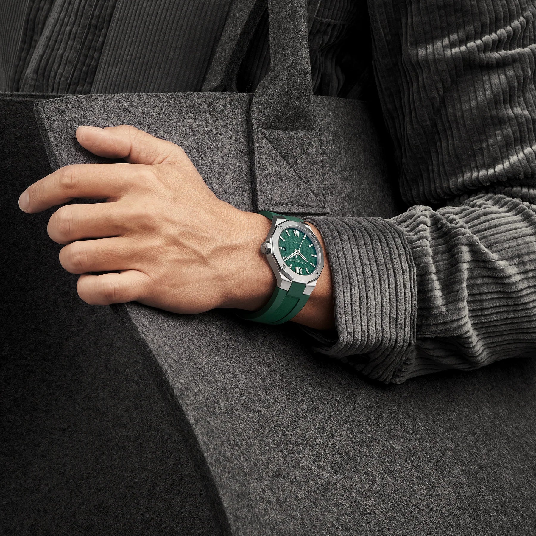 BAUME & MERCIER RIVIERA M0A10618 AUTOMATIC 42 MM