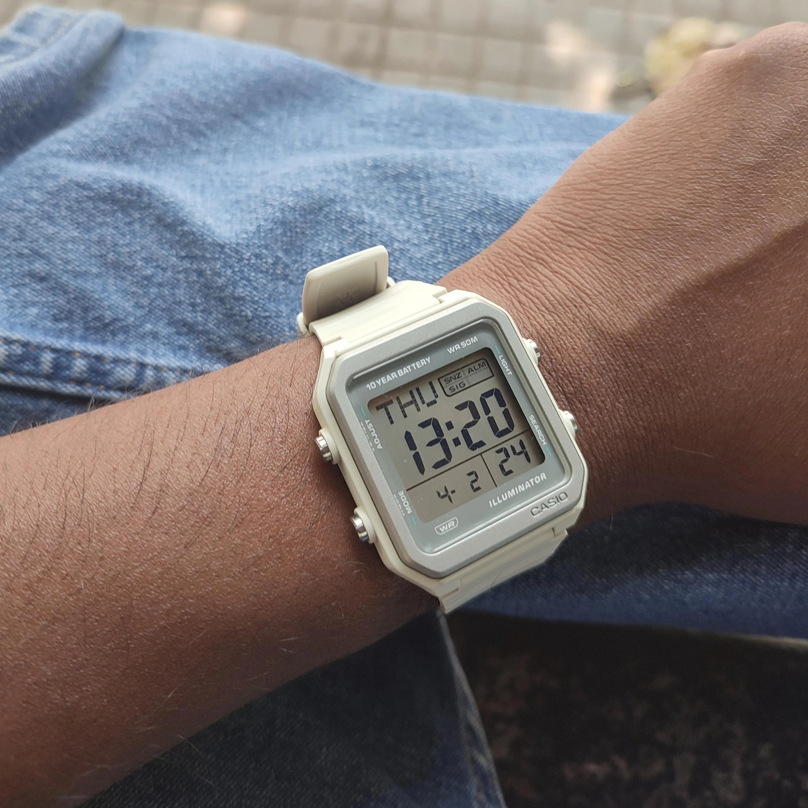Casio - W-221H-8AVDF