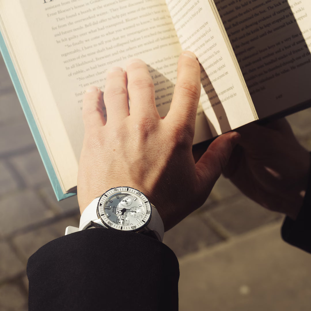 DOXA MEN'S SILVER TONE CASE SILVER DIAL AUTOMATIC WATCH