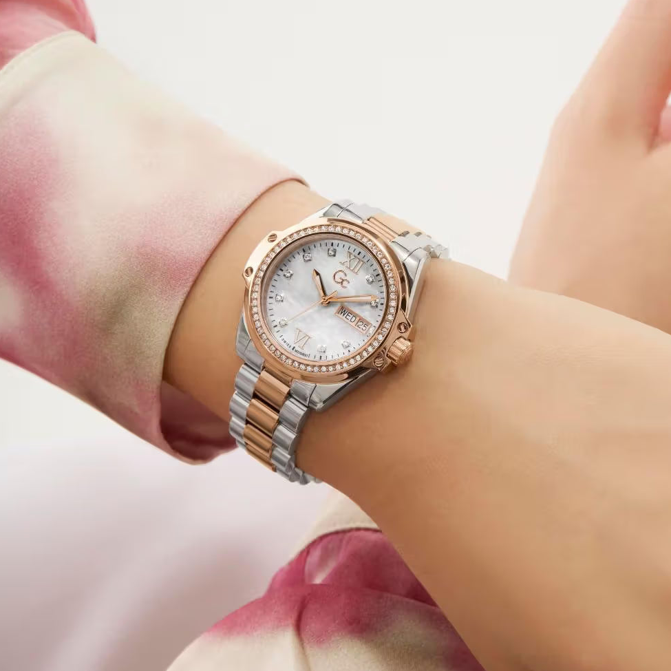 Guess Collection - Z53001L1 Guess Collection