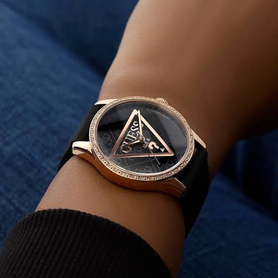 Guess - GW0942L3 Guess