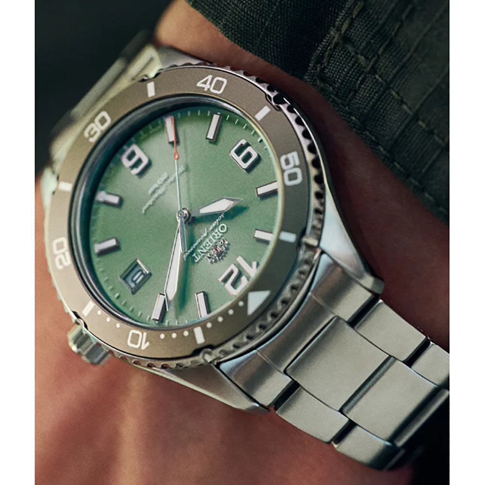 ORIENT SPORTS MAKO 40 SOLAR GENTS WATCH