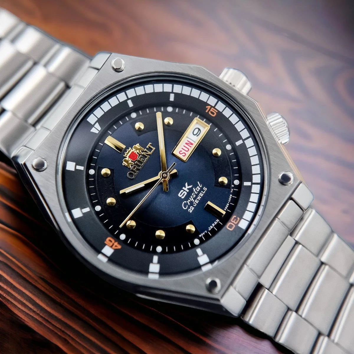 ORIENT MEN'S SPORTS AUTOMATIC NEO 70'S REVIVAL WATCH