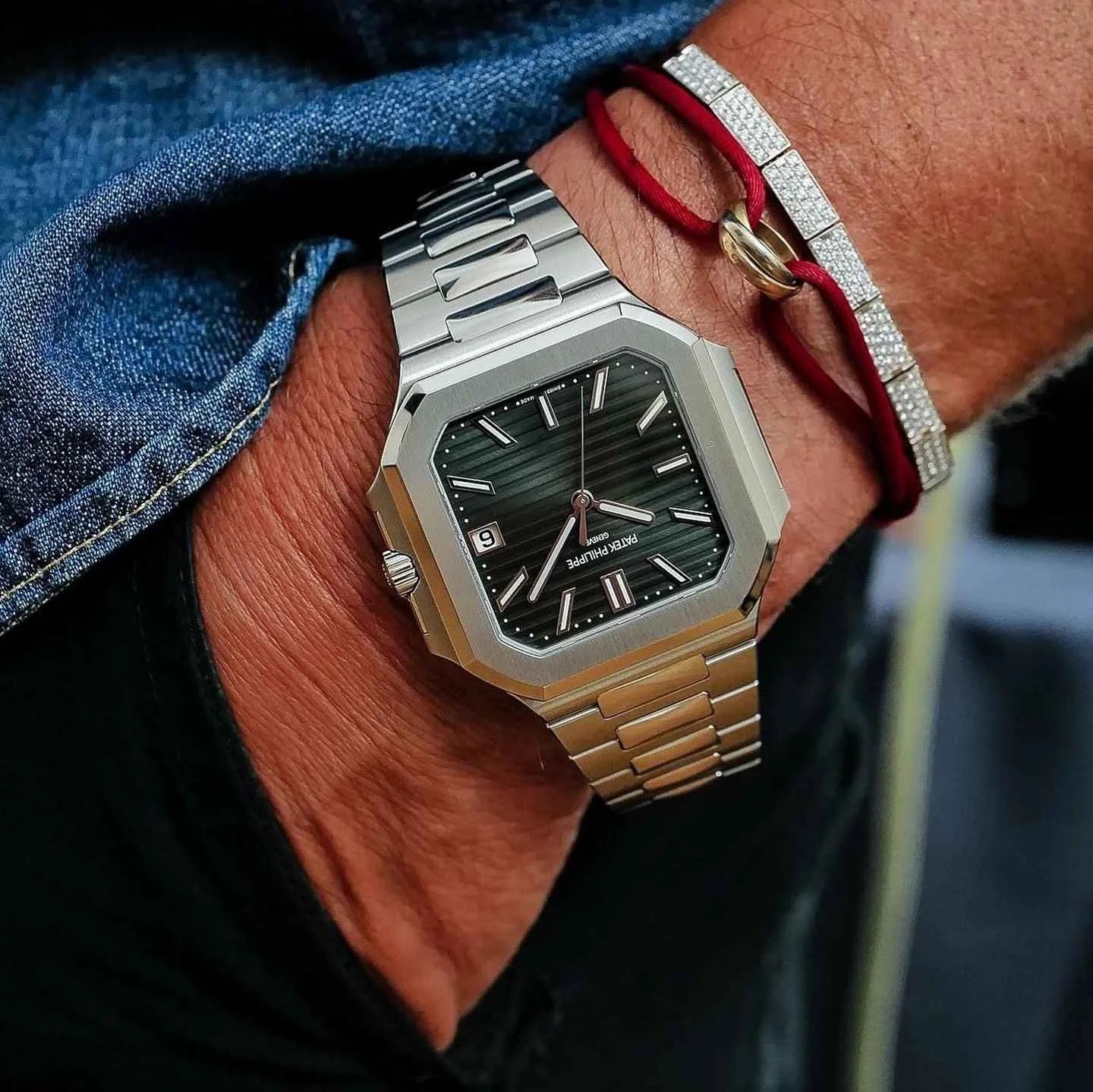 Patek Philippe Cubitus 5821/1A-001 Stainless Steel 45mm Green Dial Men’s Watch